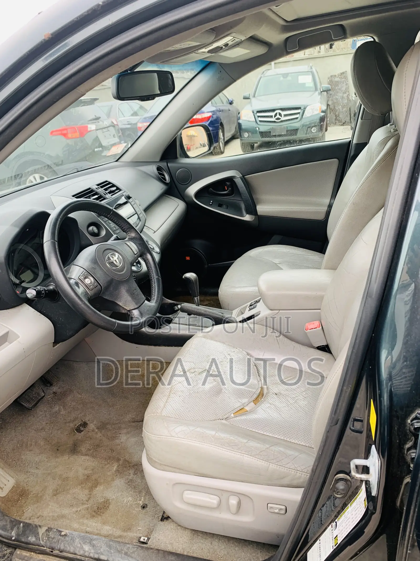 Toyota RAV4 2010 Green