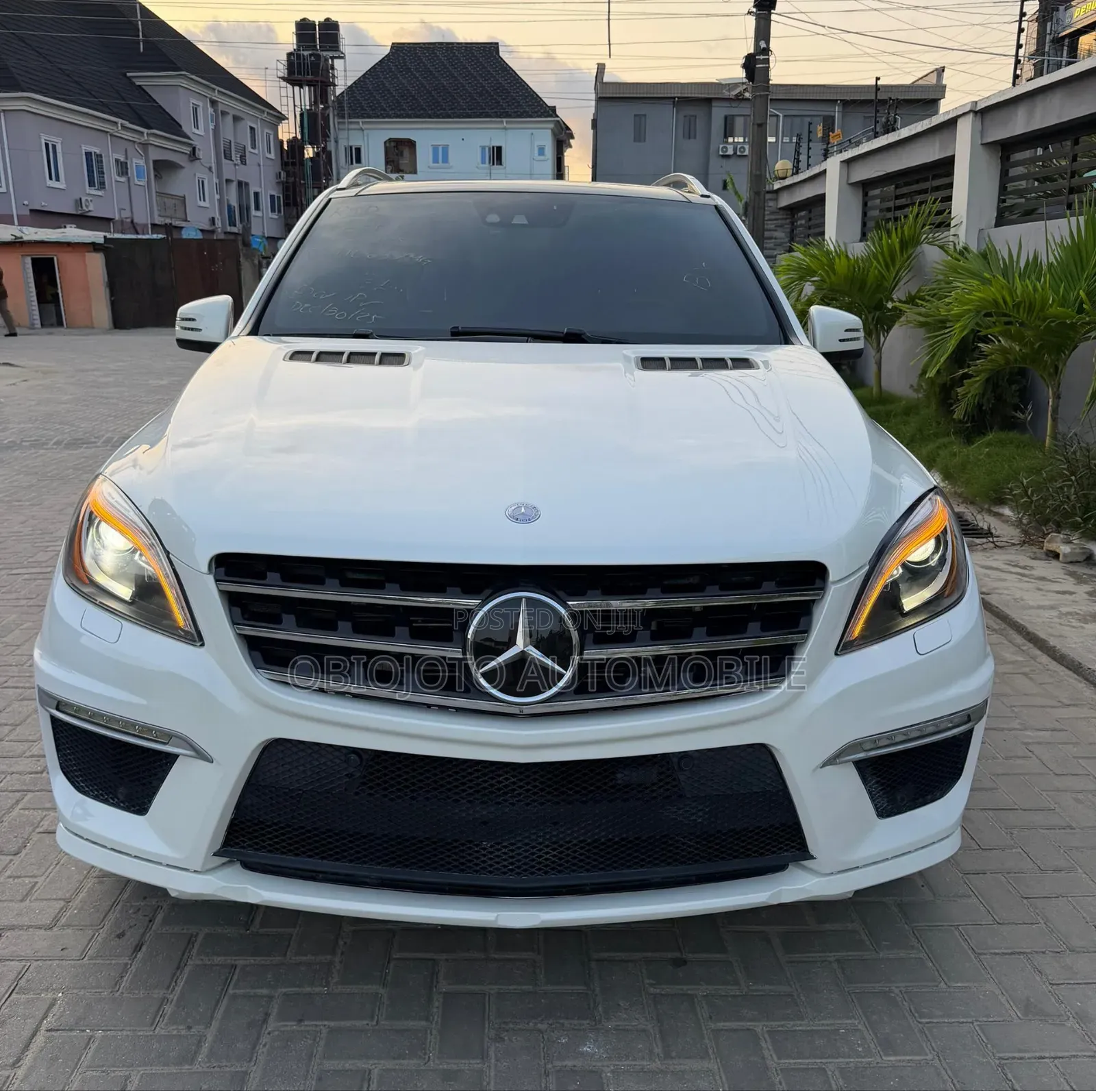Mercedes-Benz C63 2013 White