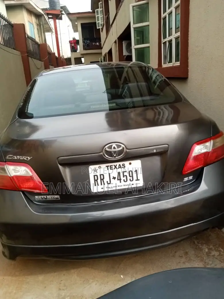 Toyota Camry 2009 Gray