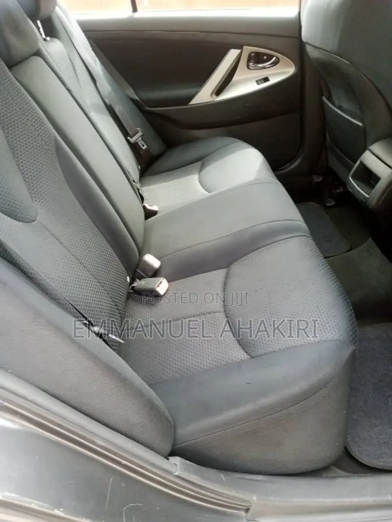 Toyota Camry 2009 Gray