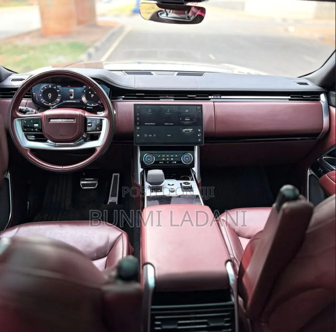 Land Rover Range Rover Vogue 2023 Gray