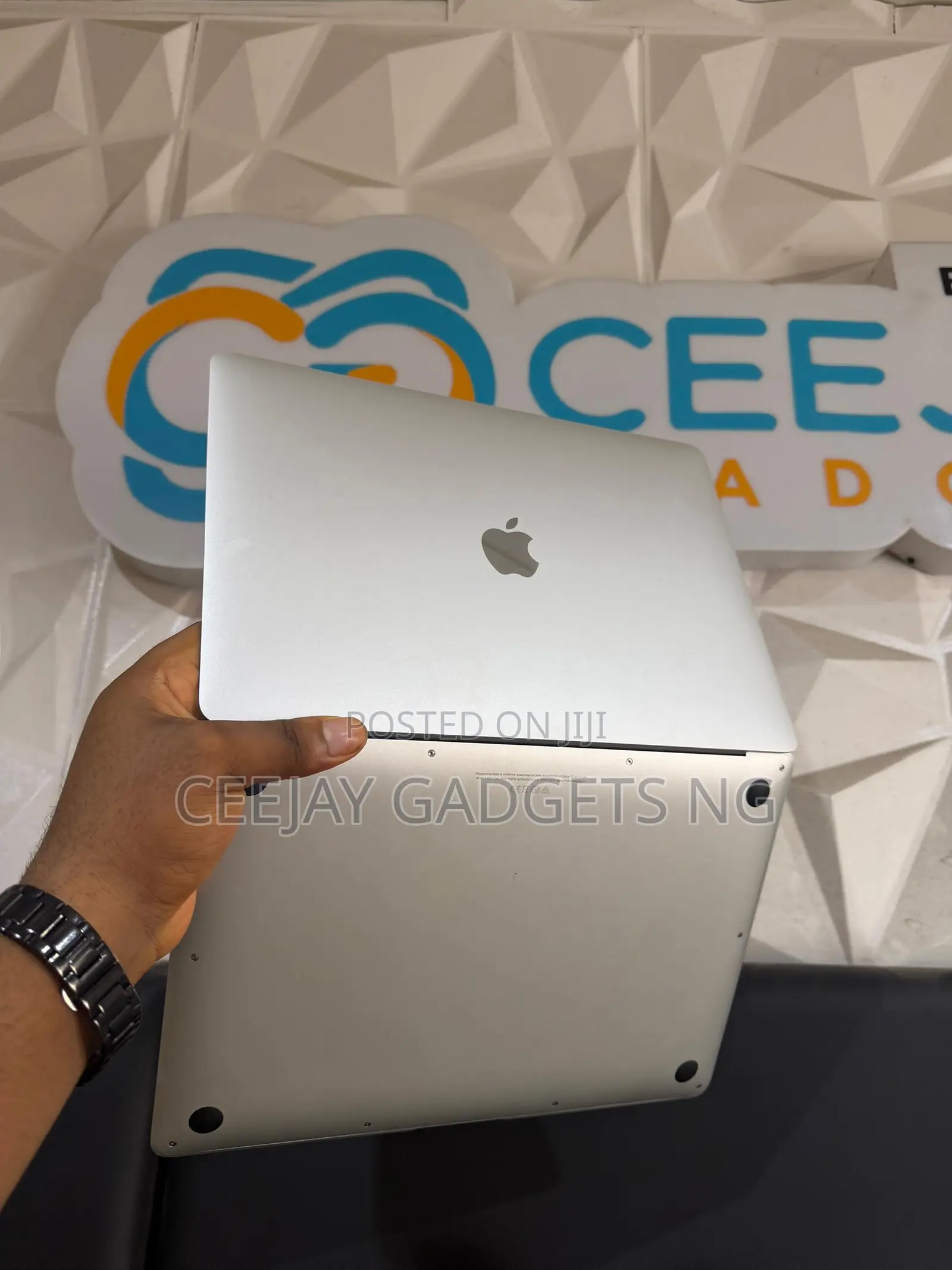 Laptop Apple MacBook Air 2020 M1 16GB Apple M1 SSD 512GB