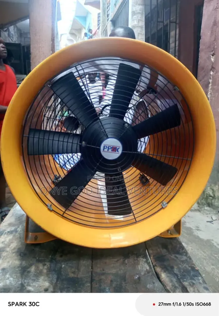 Industrial Extractor Fan 18" Inches