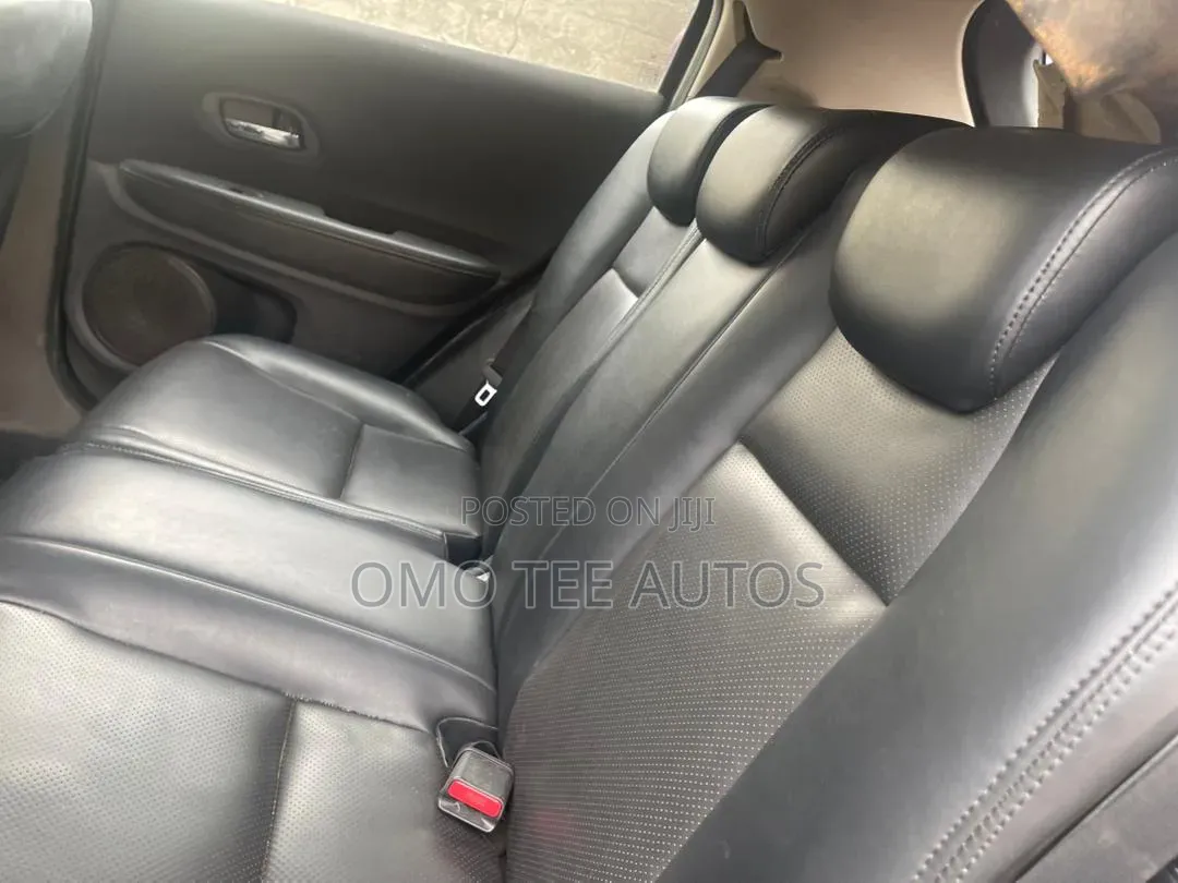 Honda HR-V 4dr SUV (1.5L 4cyl CVT) 2016 Black
