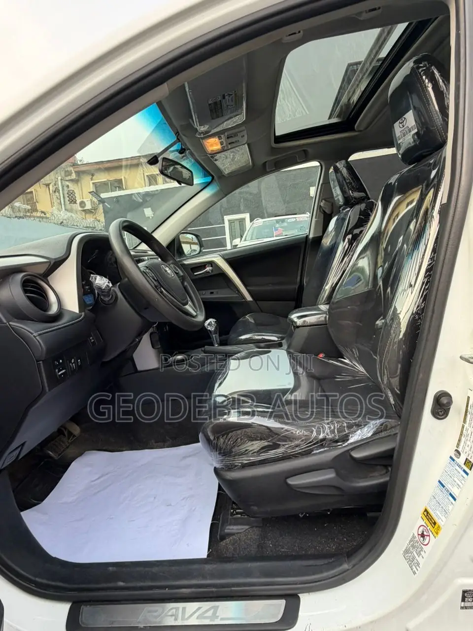 Toyota RAV4 2016 White