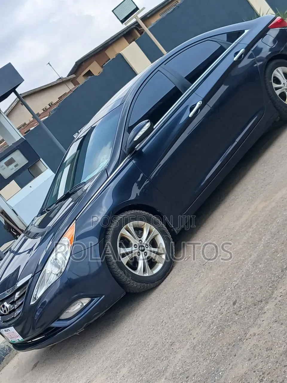 Hyundai Sonata 2011 Blue