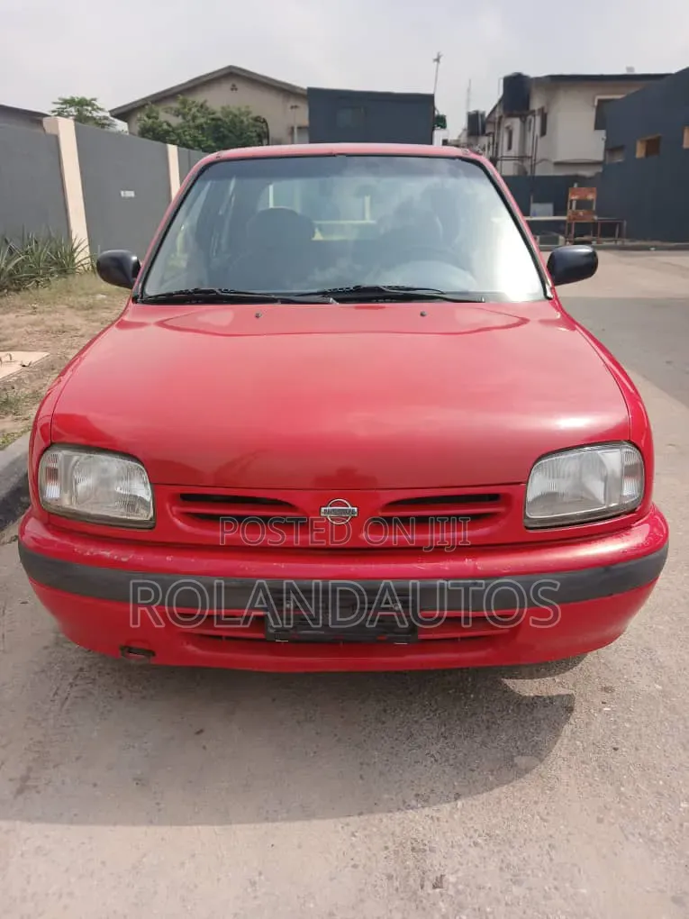 Nissan Micra 2002 Red