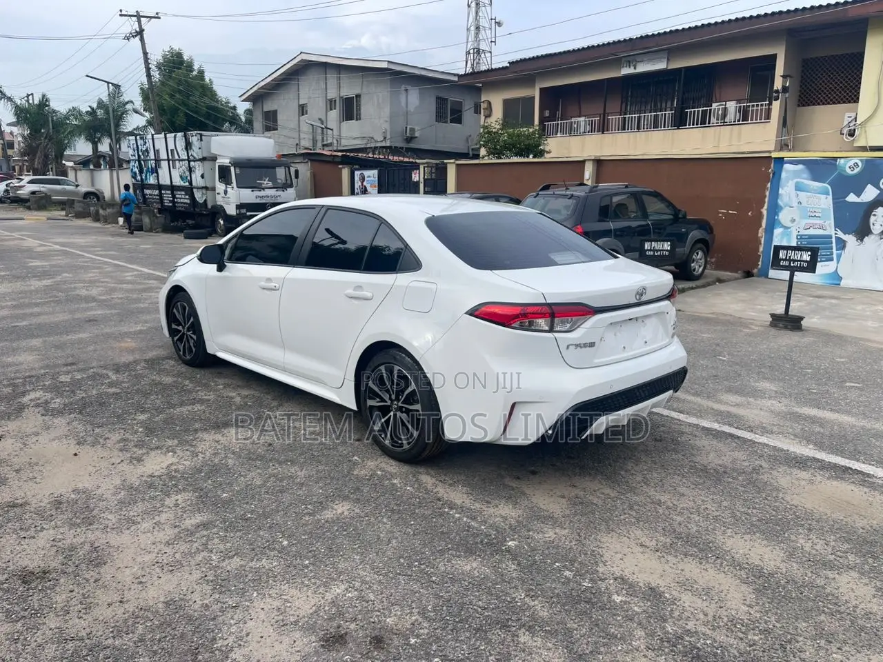 Toyota Corolla SE 2022 White