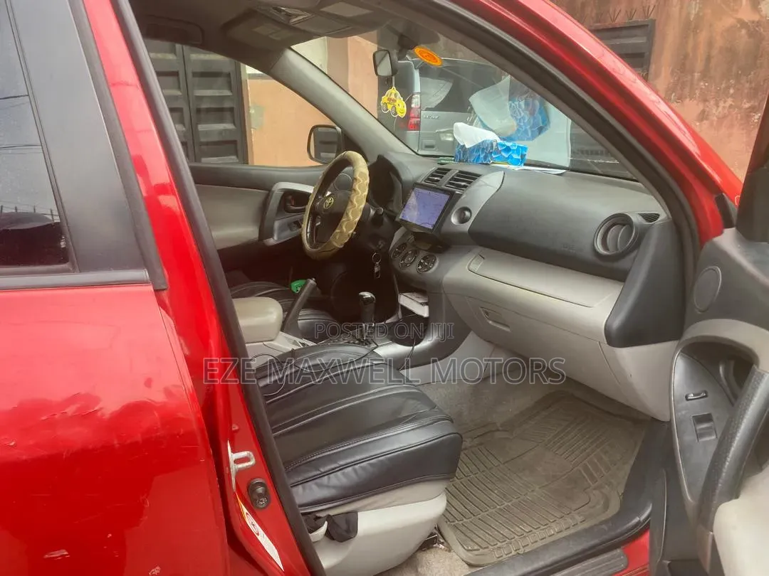 Toyota RAV4 Limited 2009 Red