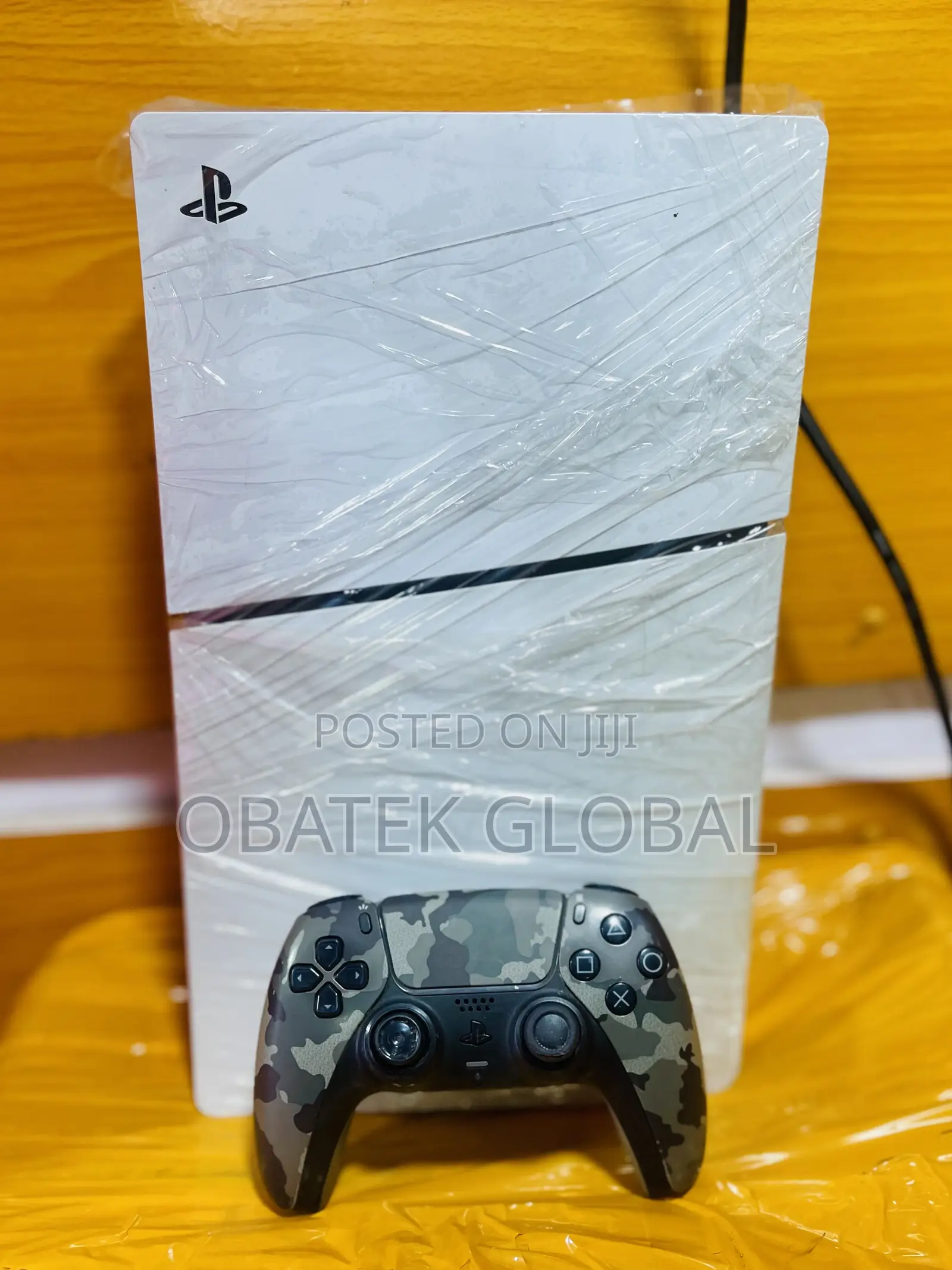 Playstation 5(Slim) With a Pad.