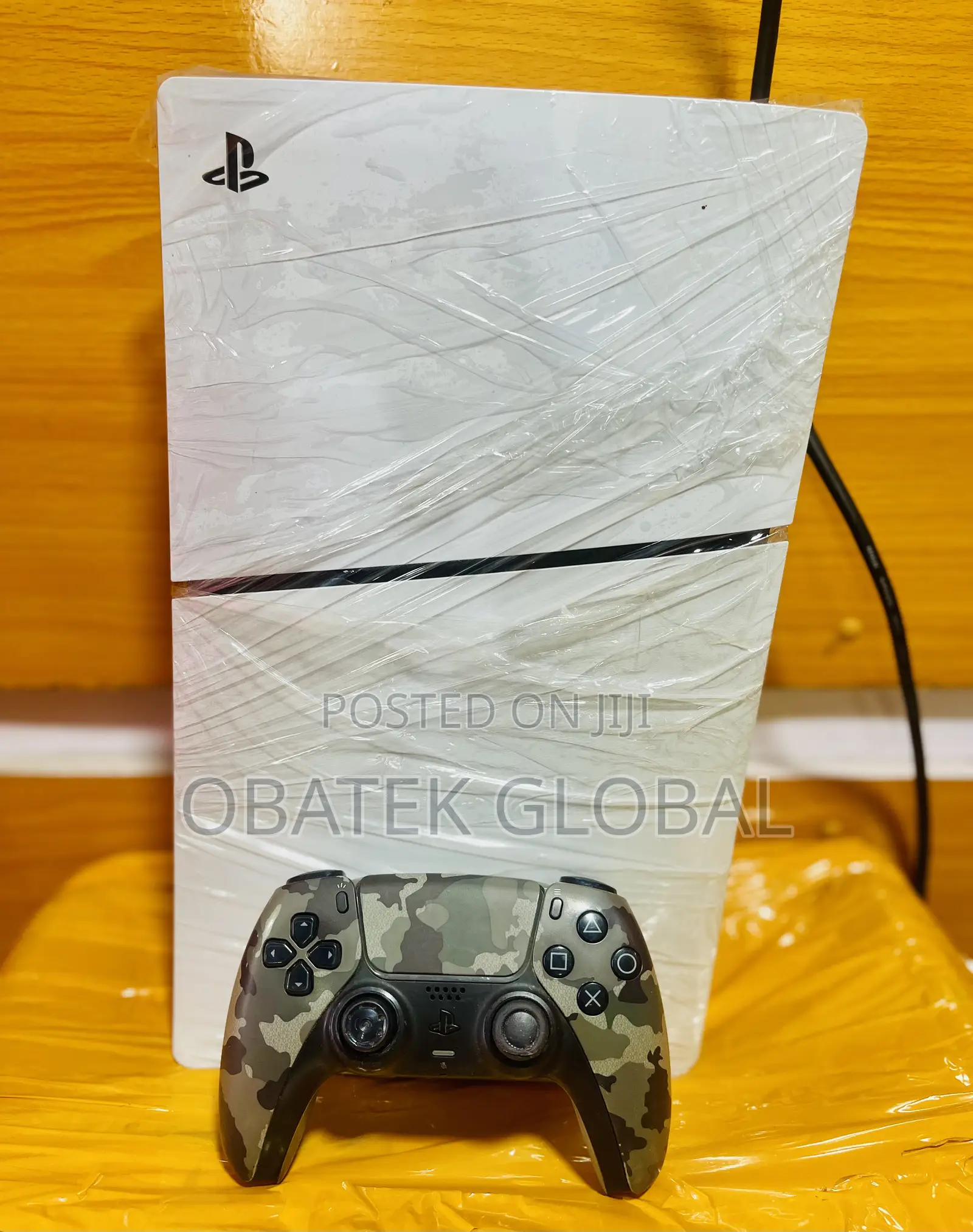 Playstation 5(Slim) With a Pad.