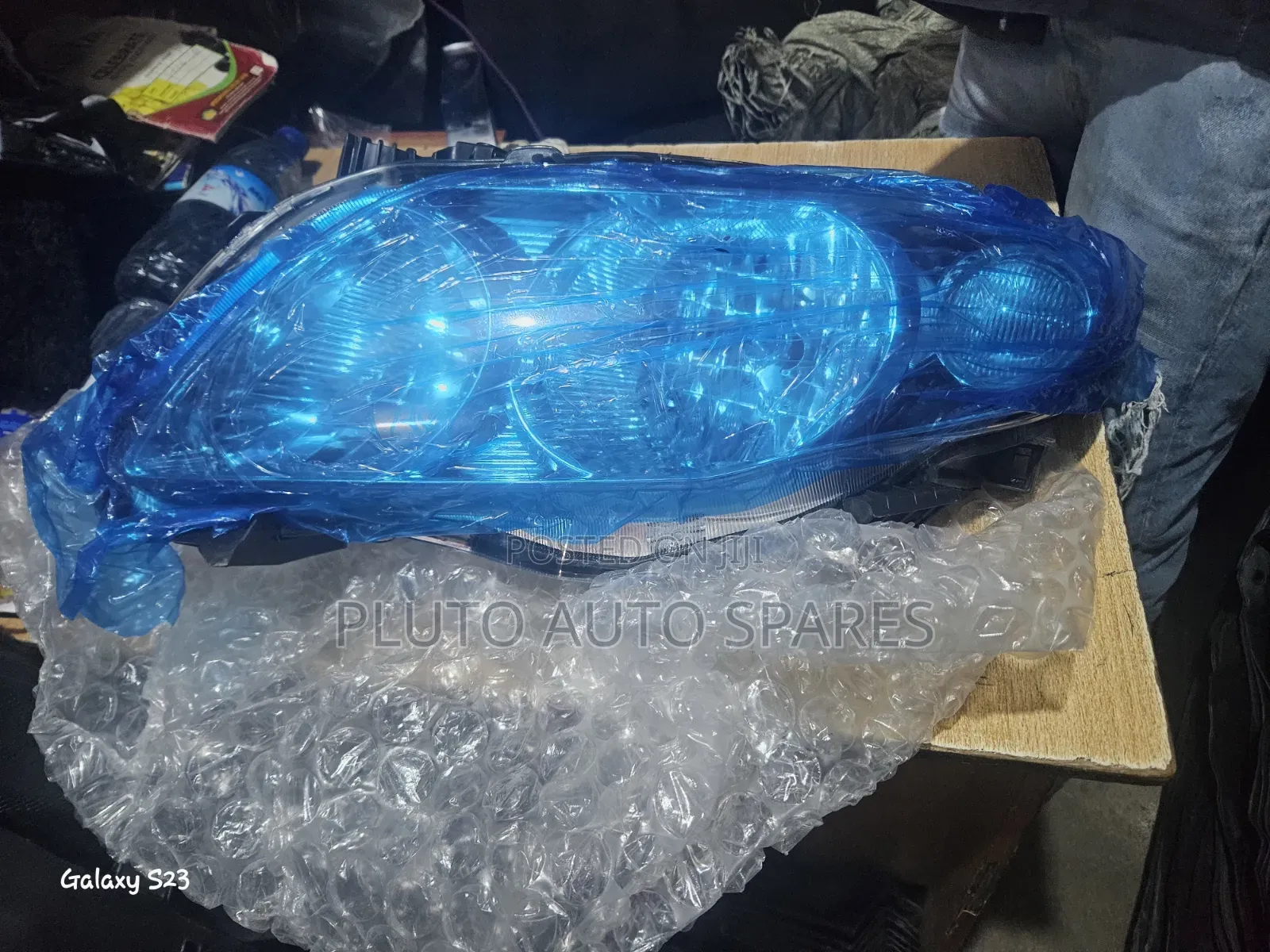 Full Headlights Set Toyota Corolla 2005