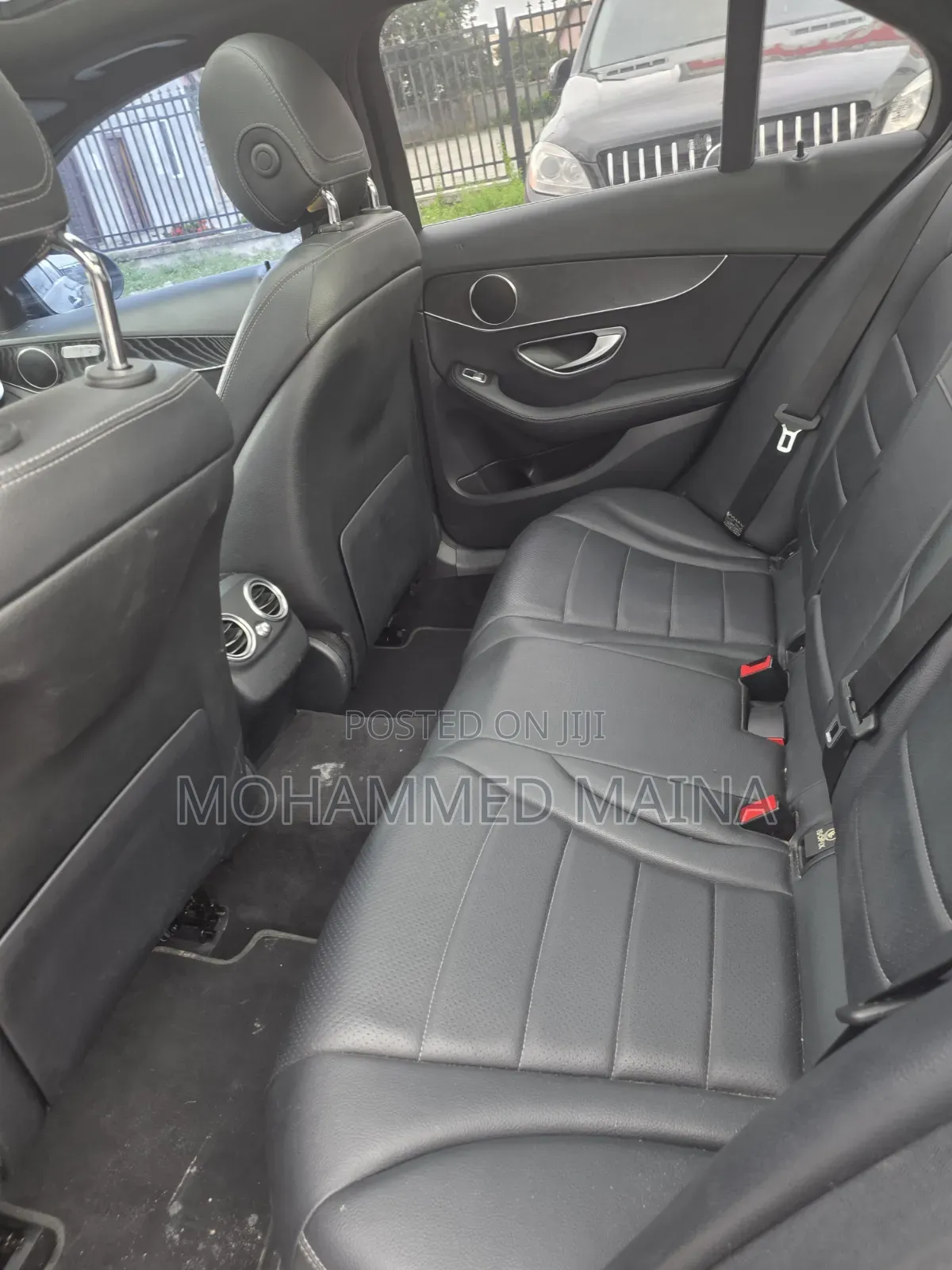 Mercedes-Benz C300 2018 Black
