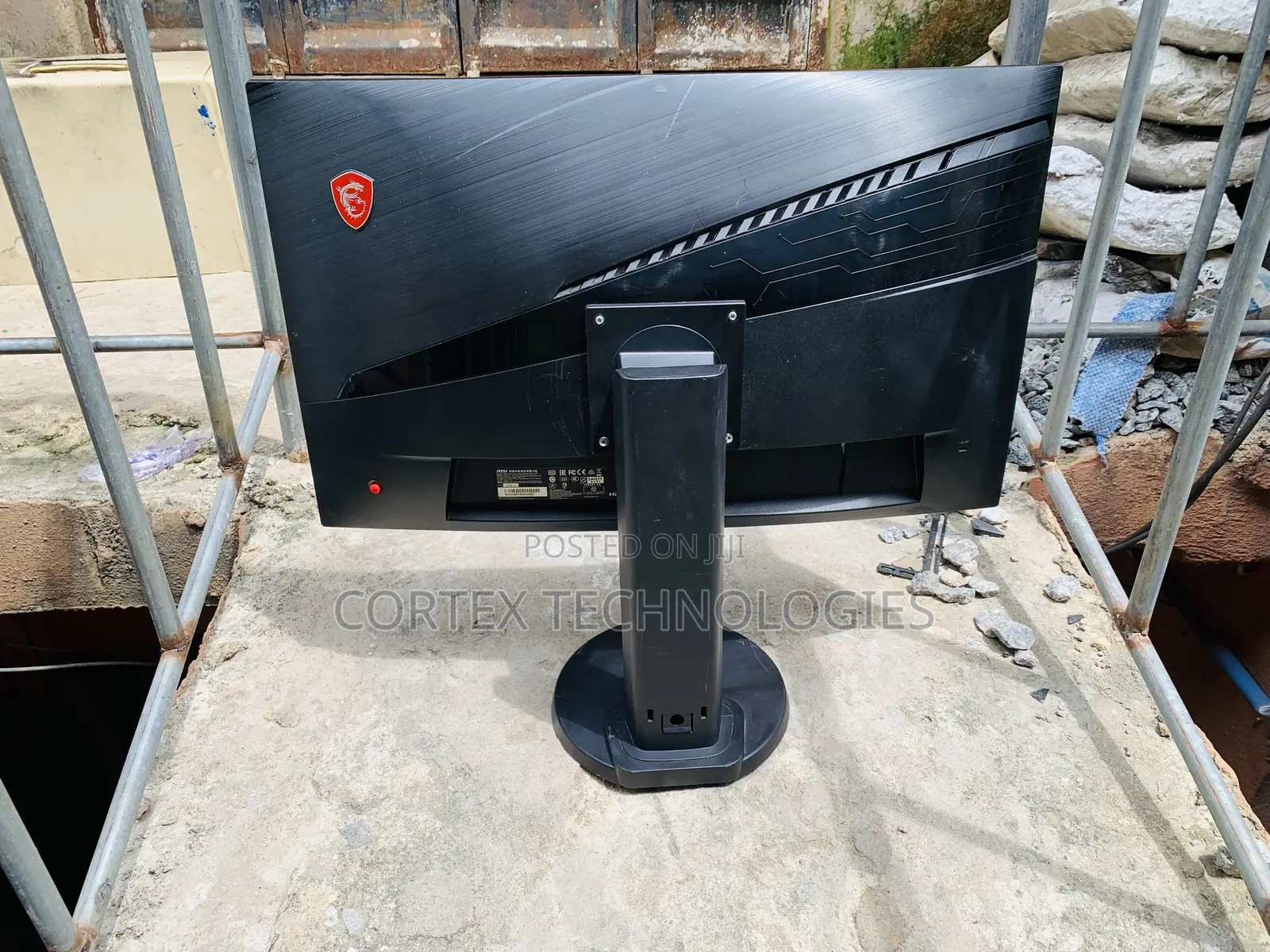 27 Gaming Curved Msi Monitor 2560x1440 P 165hz Refresh Rate