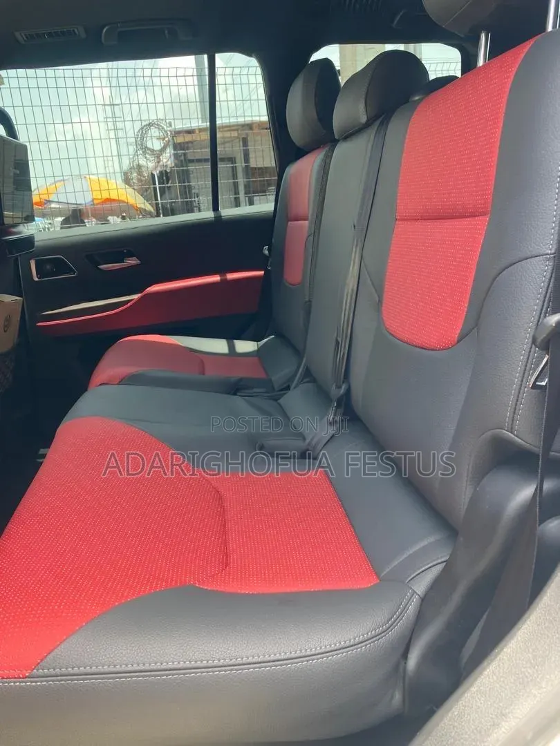 Toyota Land Cruiser 2024 White