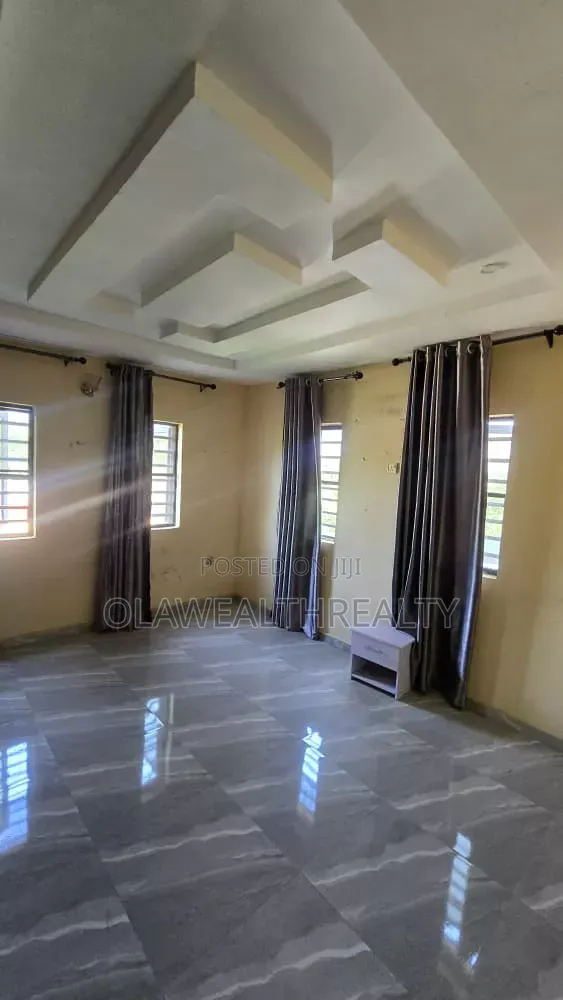4bdrm Duplex in Ibadan for rent