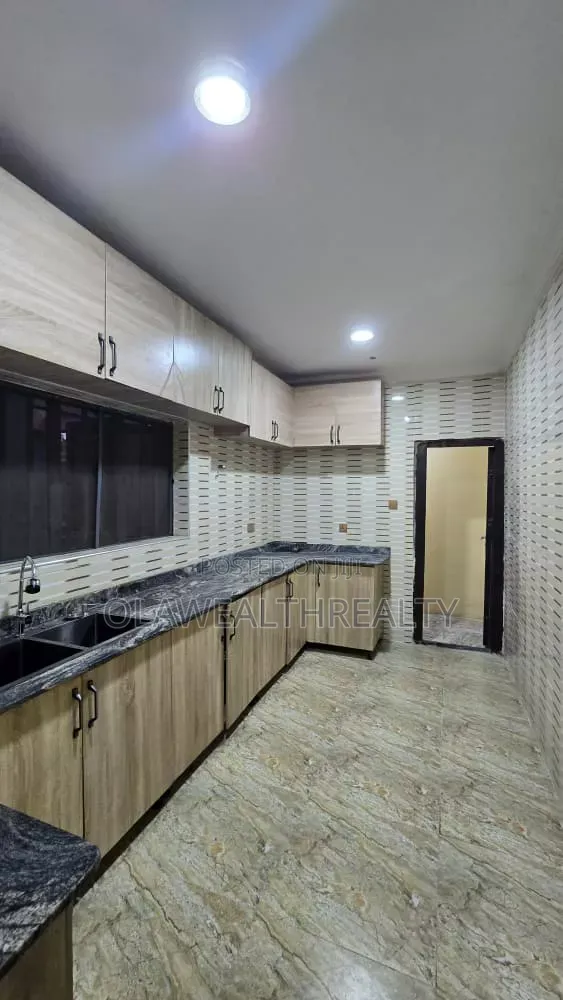 4bdrm Duplex in Ibadan for rent