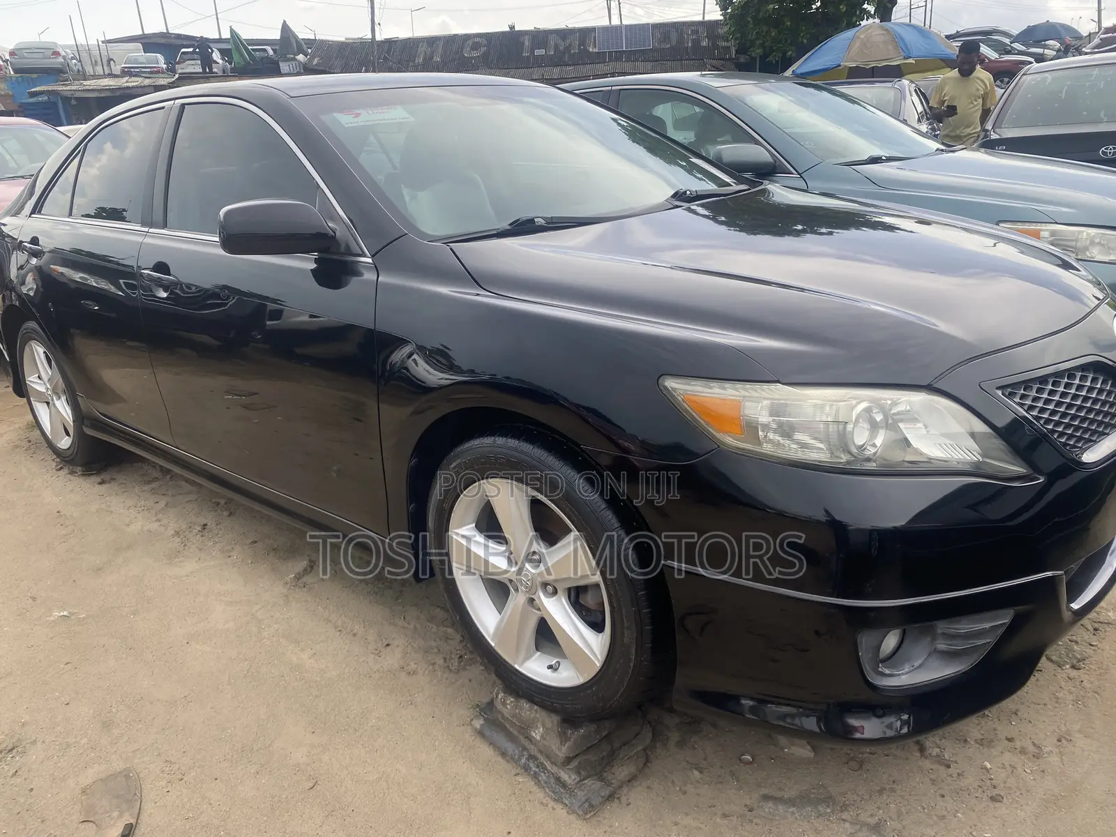 Toyota Camry SE V6 4dr Sedan (3.5L 6cyl 6A) 2011 Black