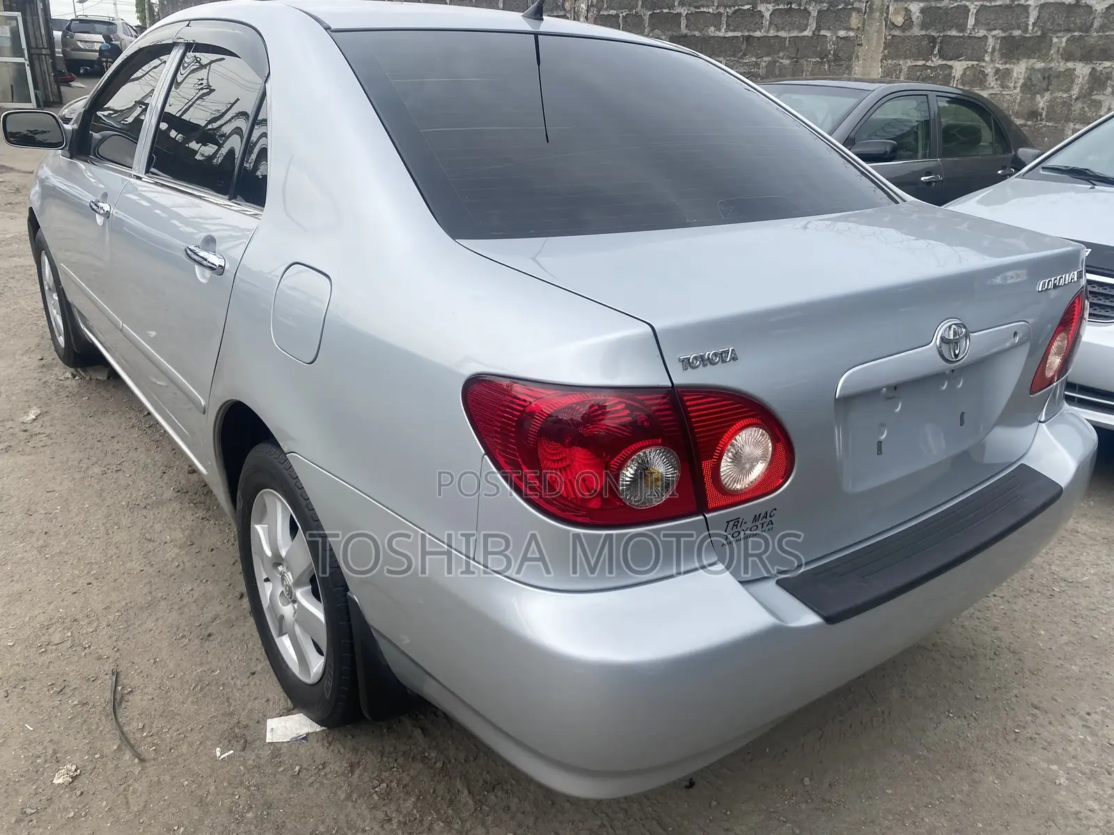 Toyota Corolla LE 2026 Silver