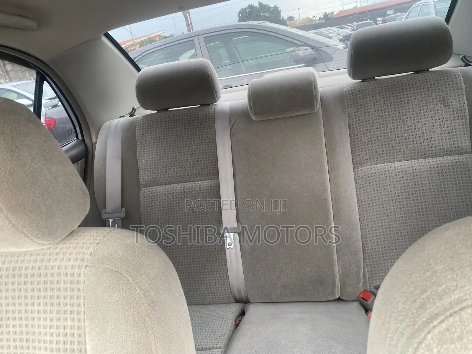 Toyota Corolla LE 2026 Silver