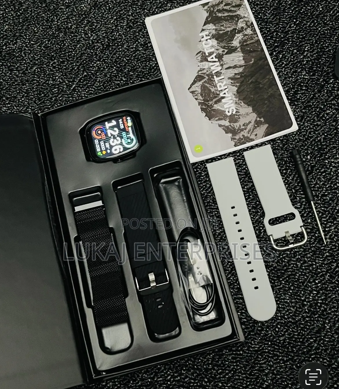 Smary Watch(Ip68 Water Resistance