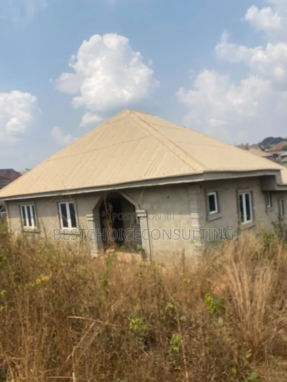 3bdrm Bungalow in Ologuneru for sale