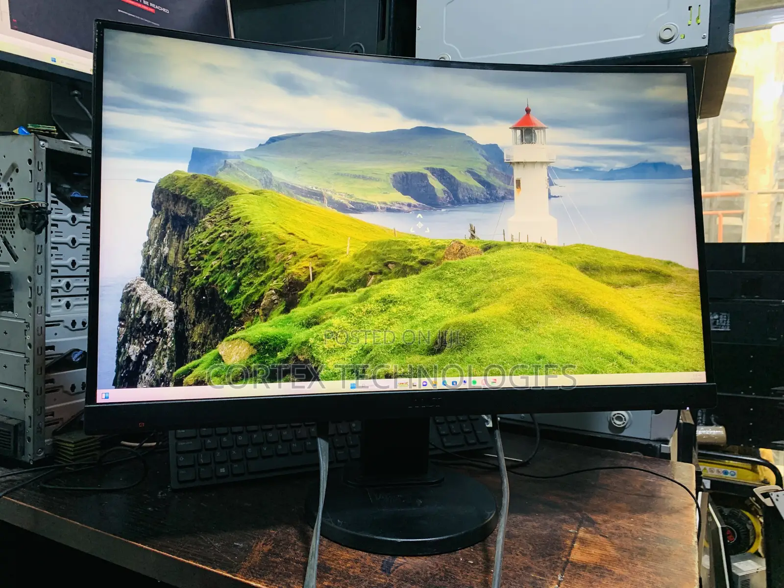 27 Gaming Curved Msi Monitor 2560x1440 P 165hz Refresh Rate