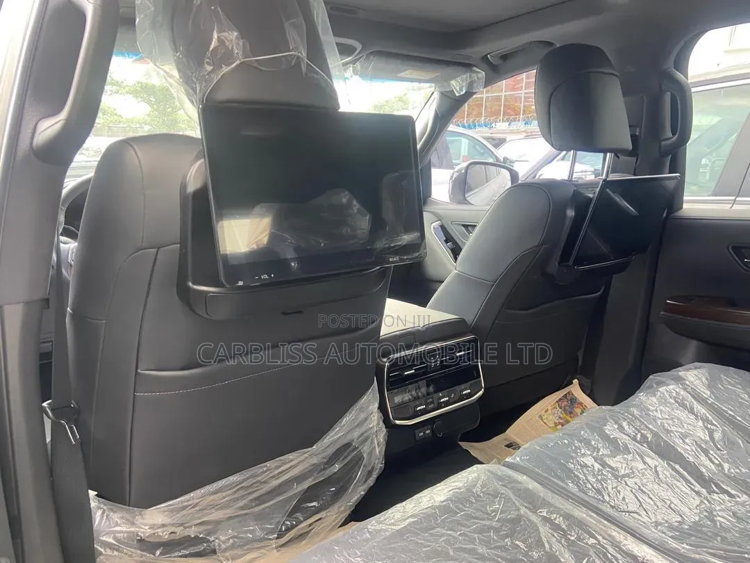 New Toyota Land Cruiser 79 Series 2025 Silver
