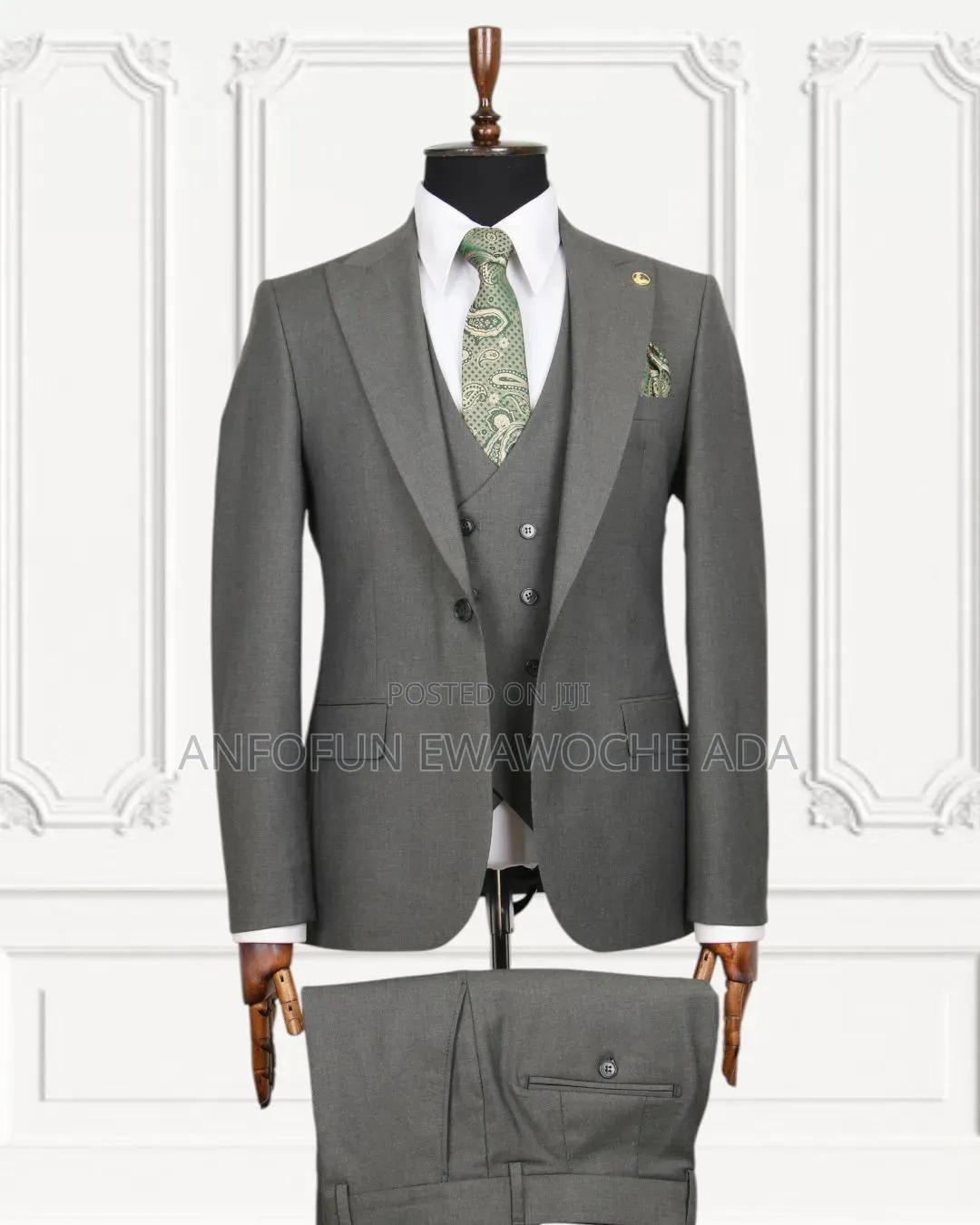 Senzo Rivolli Suits