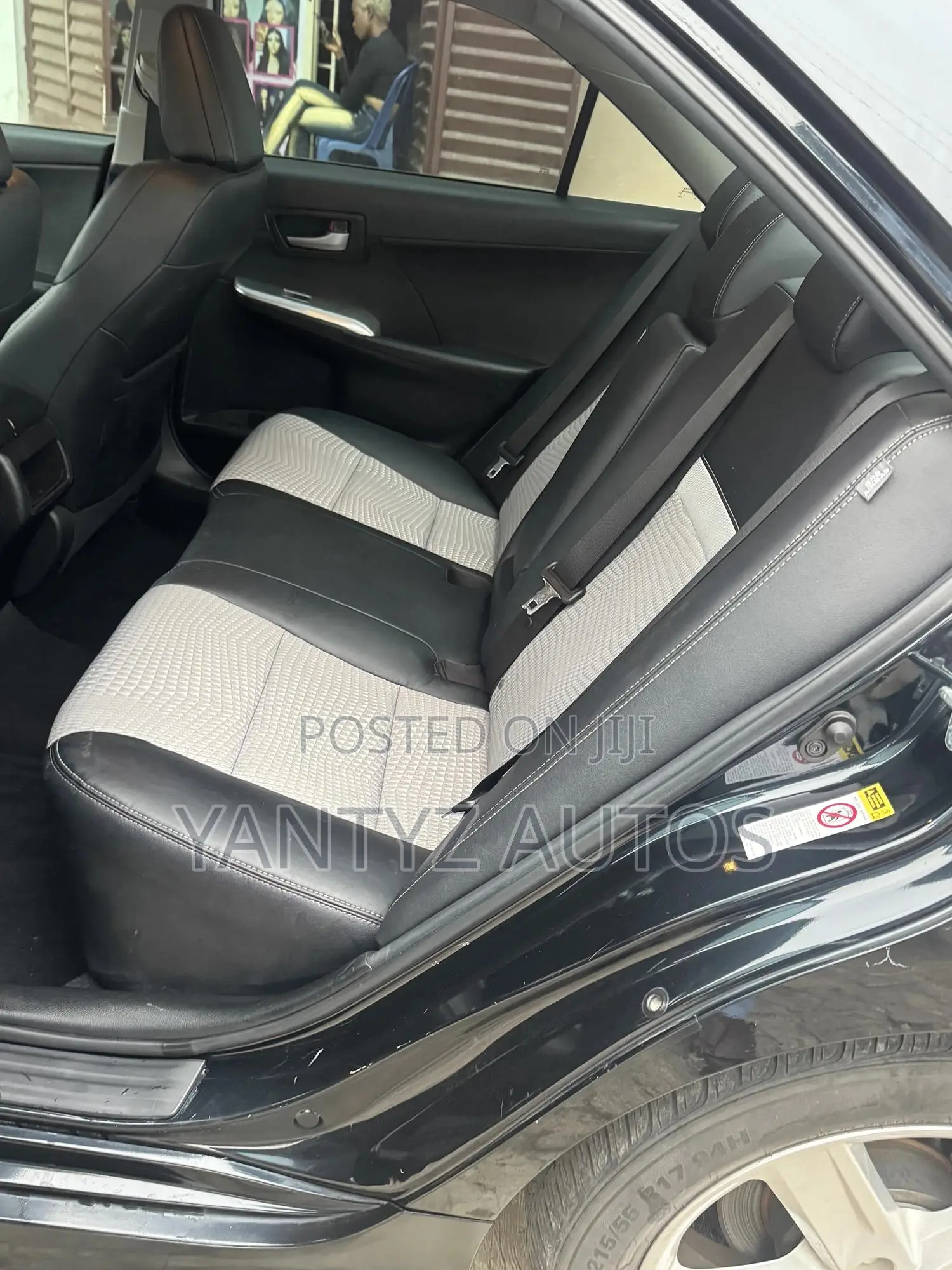 Toyota Camry SE 4dr Sedan (2.5L 4cyl 6A) 2012 Black