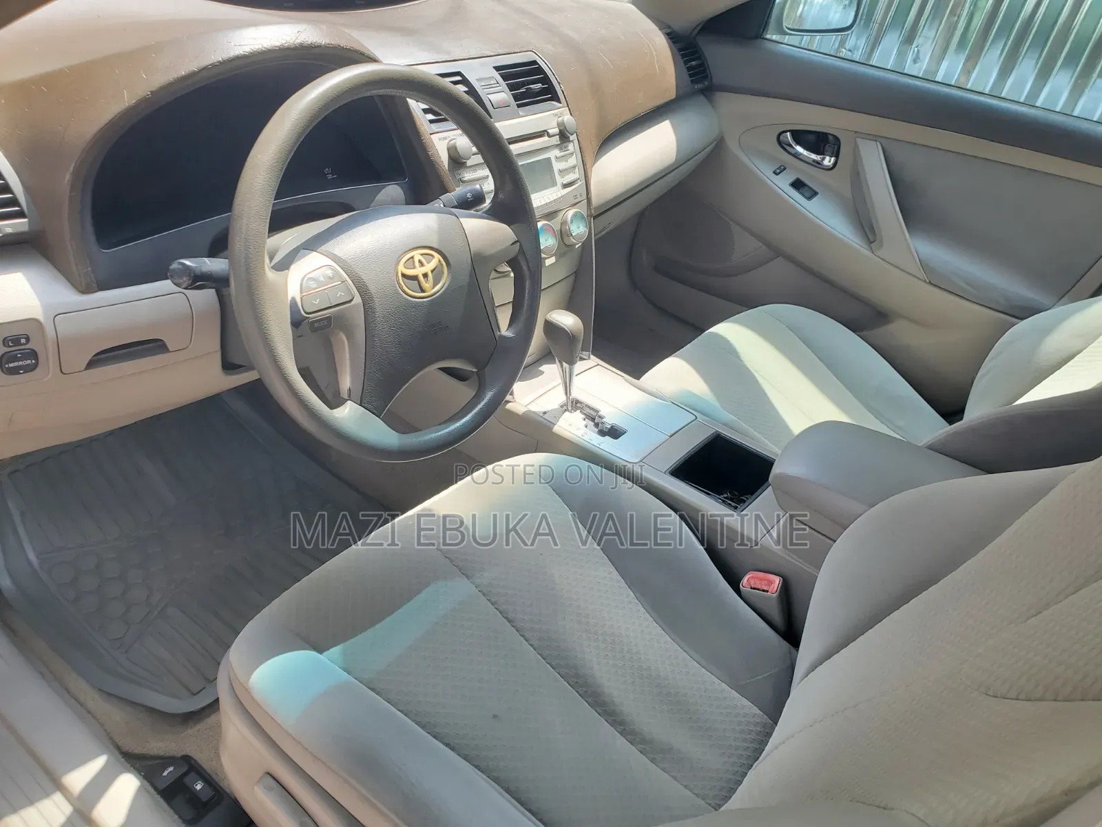Toyota Camry LE 4dr Sedan (2.4L 4cyl 5A) 2009 Silver