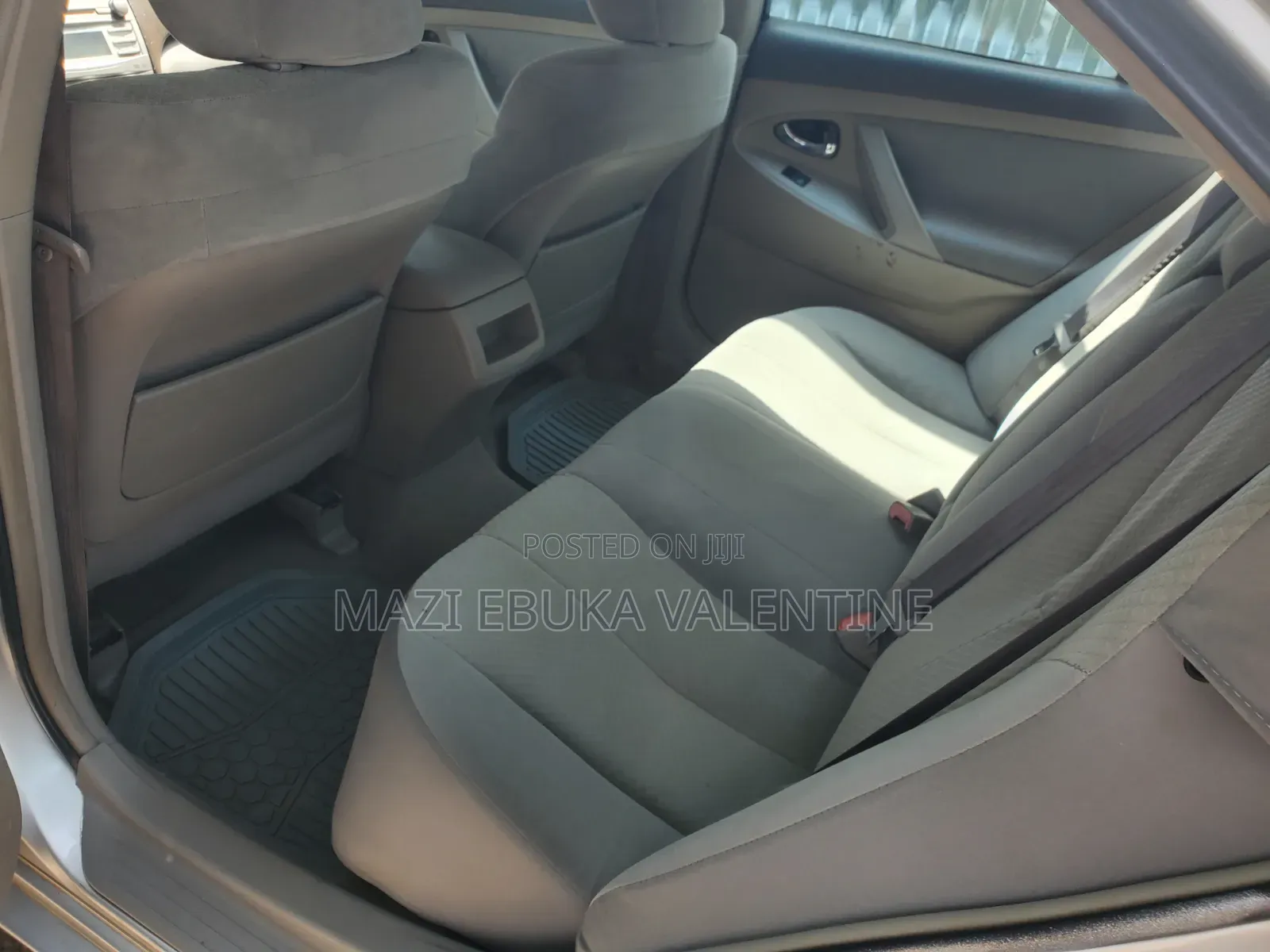 Toyota Camry LE 4dr Sedan (2.4L 4cyl 5A) 2009 Silver