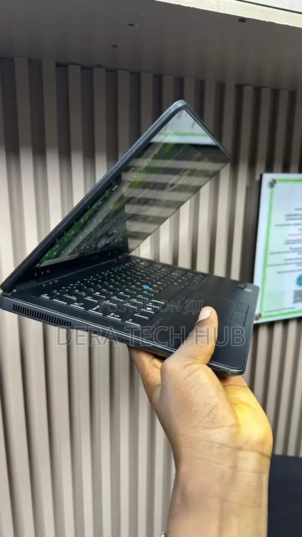 Laptop Dell Latitude 7440 8GB Intel Core i5 SSD 256GB