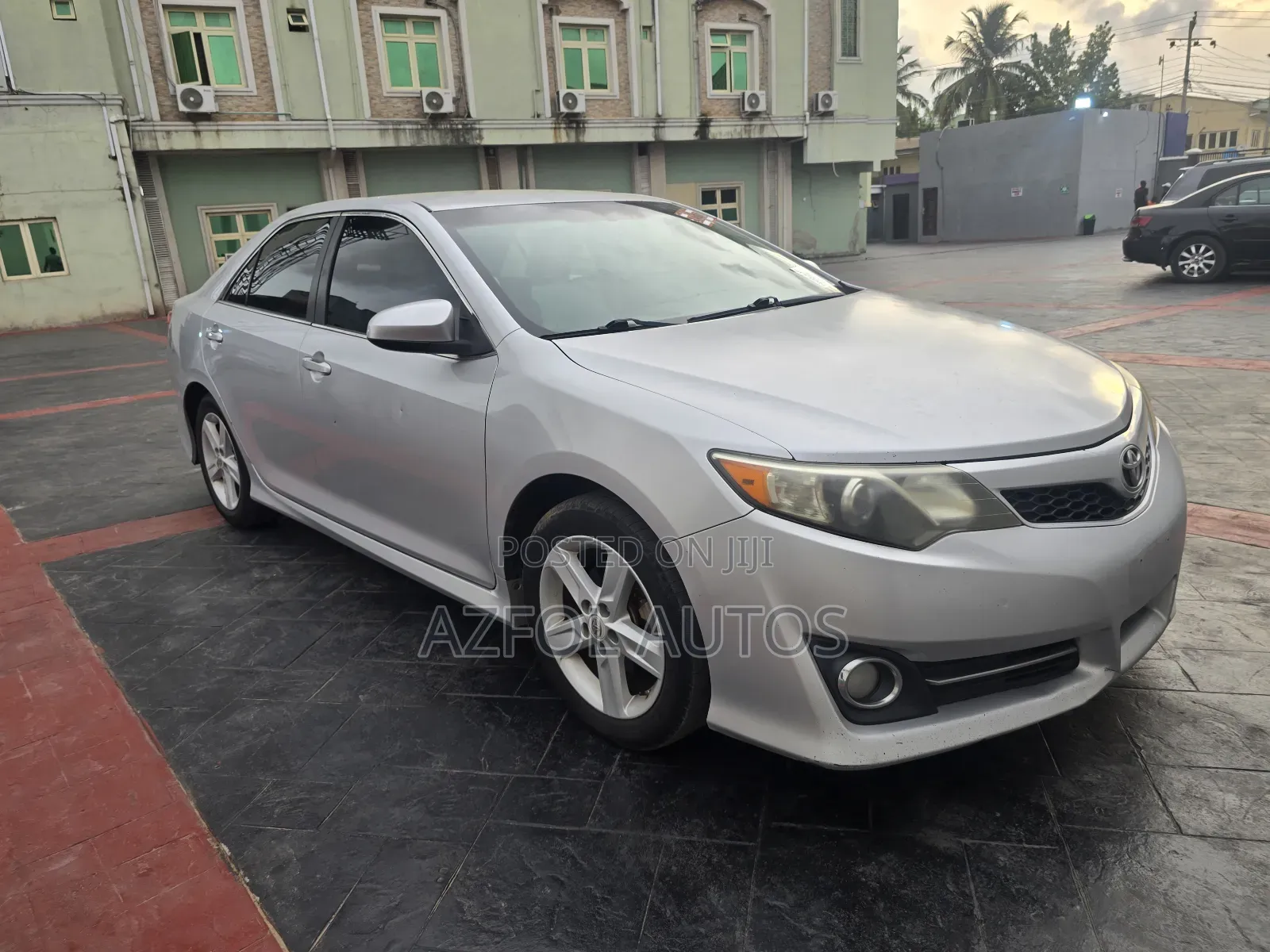 Toyota Camry SE Limited Edition 4dr Sedan (2.5L 4cyl 6A) 2012 Silver