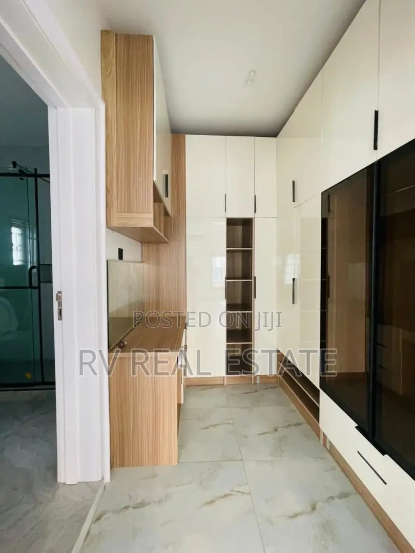 6bdrm Duplex in Ikeja GRA for sale