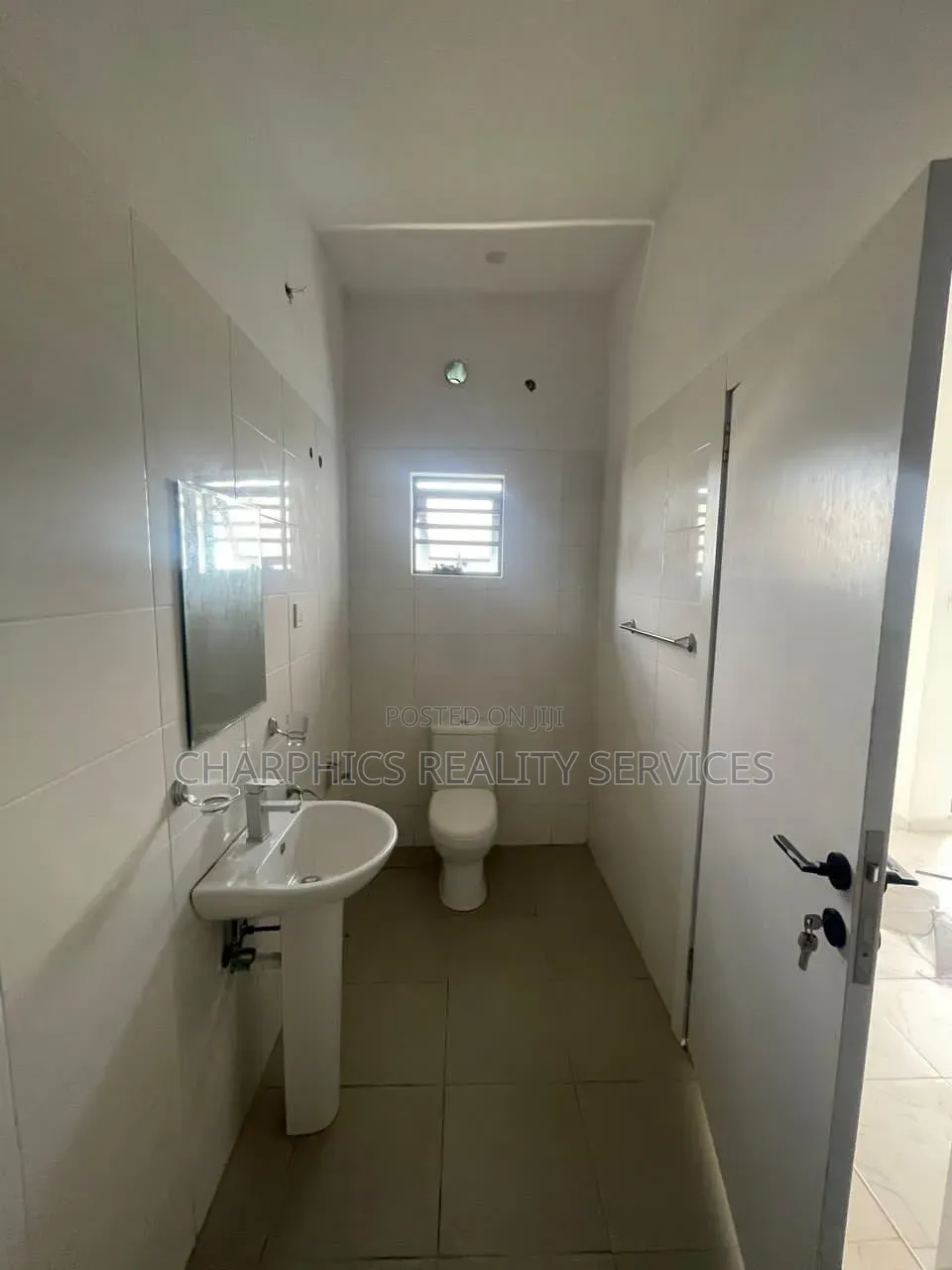3bdrm Duplex in Lekki Phase 2 for rent