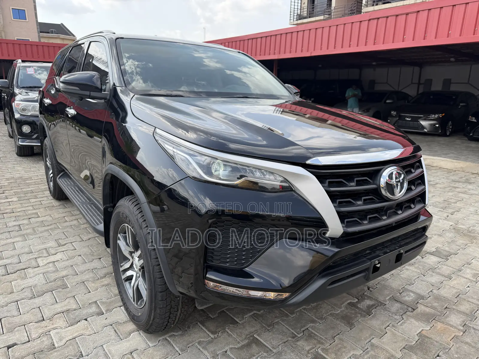 Toyota Fortuner 2024 Black