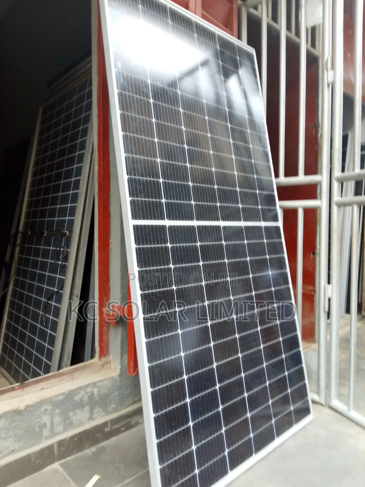 550w Half -Cut Solar Panel