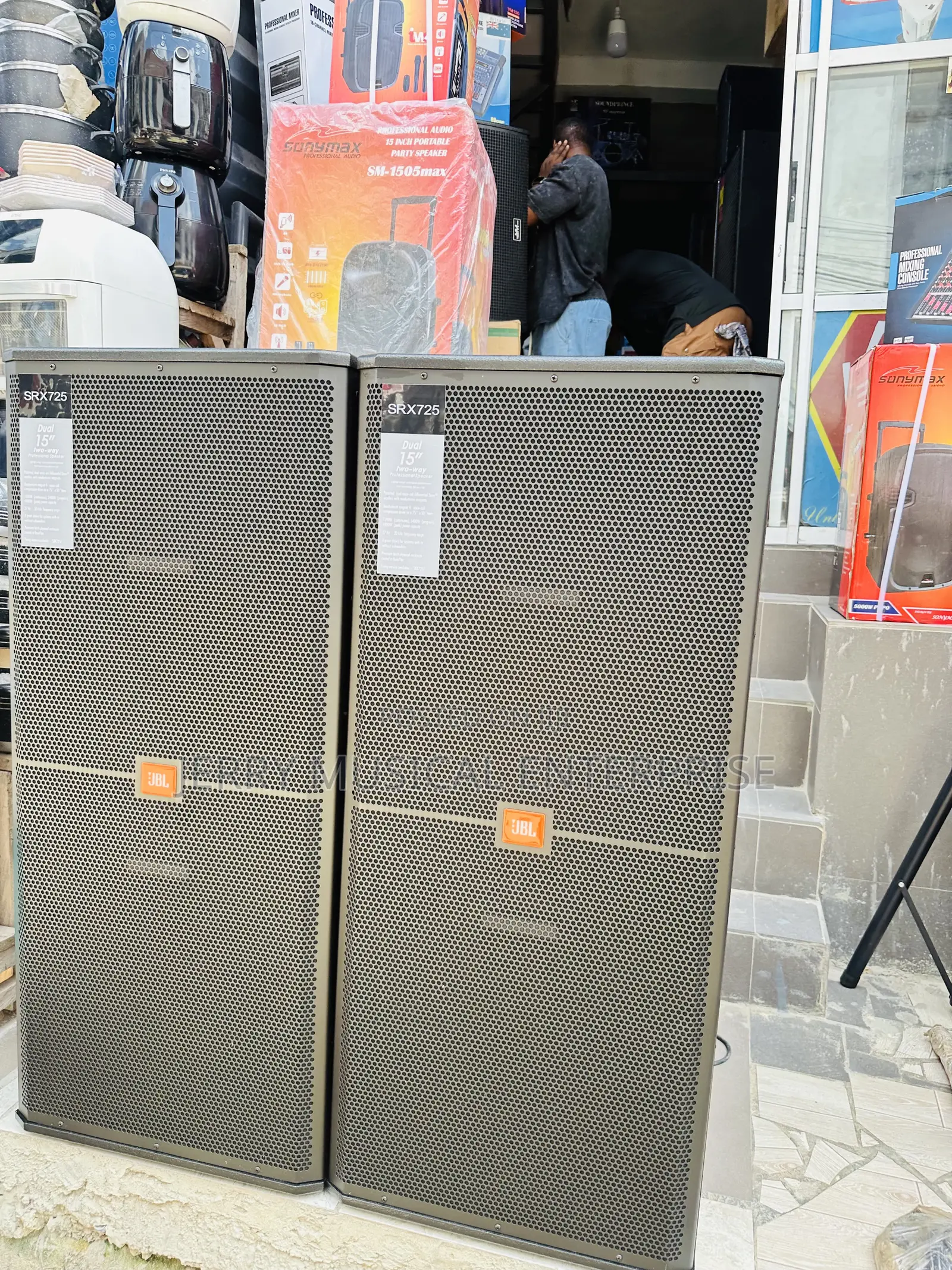 JBL Professional Full Range Stage Speakers
