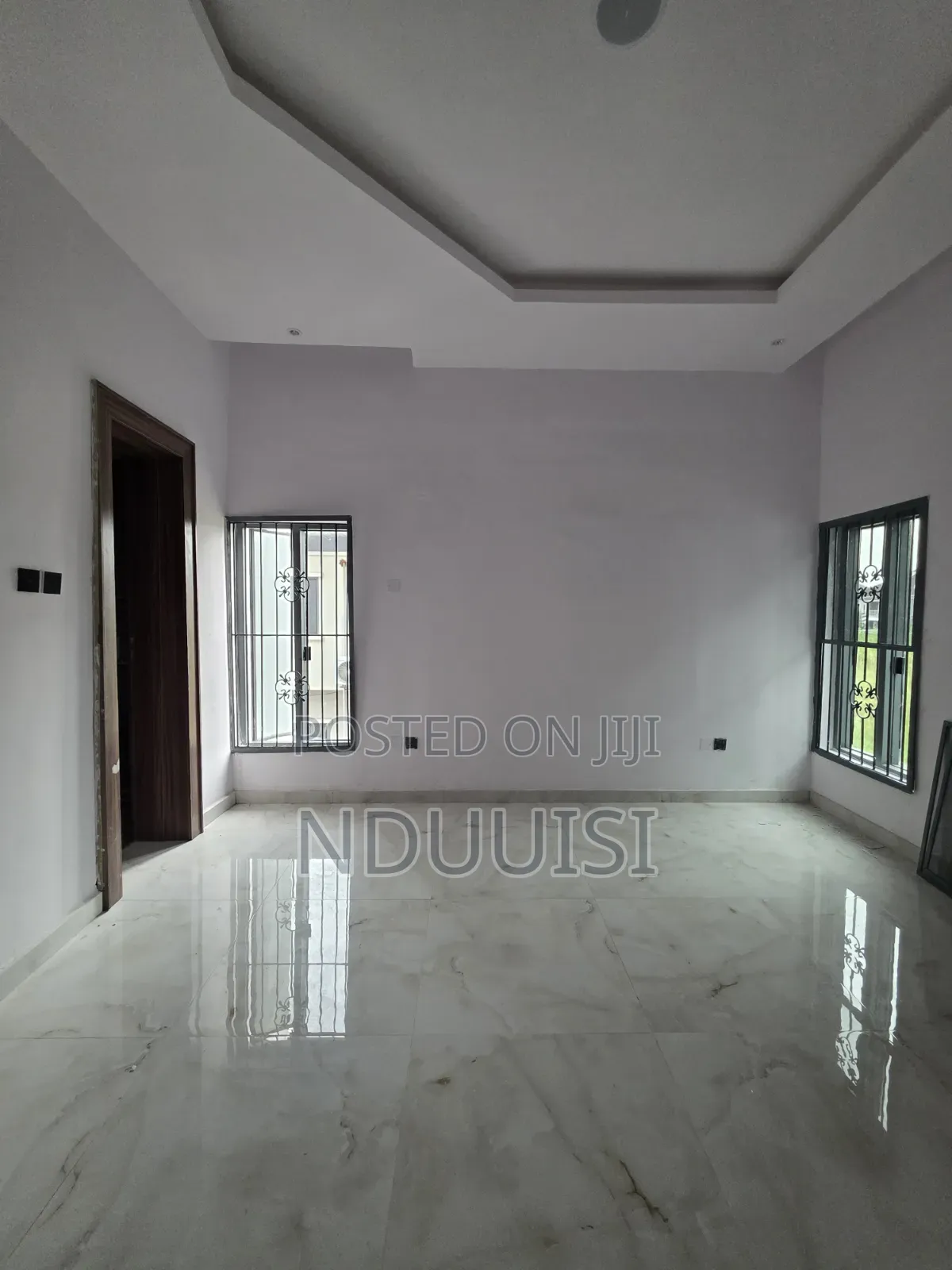 5bdrm Duplex in Pinnock Beach Estate, Osapa london for sale