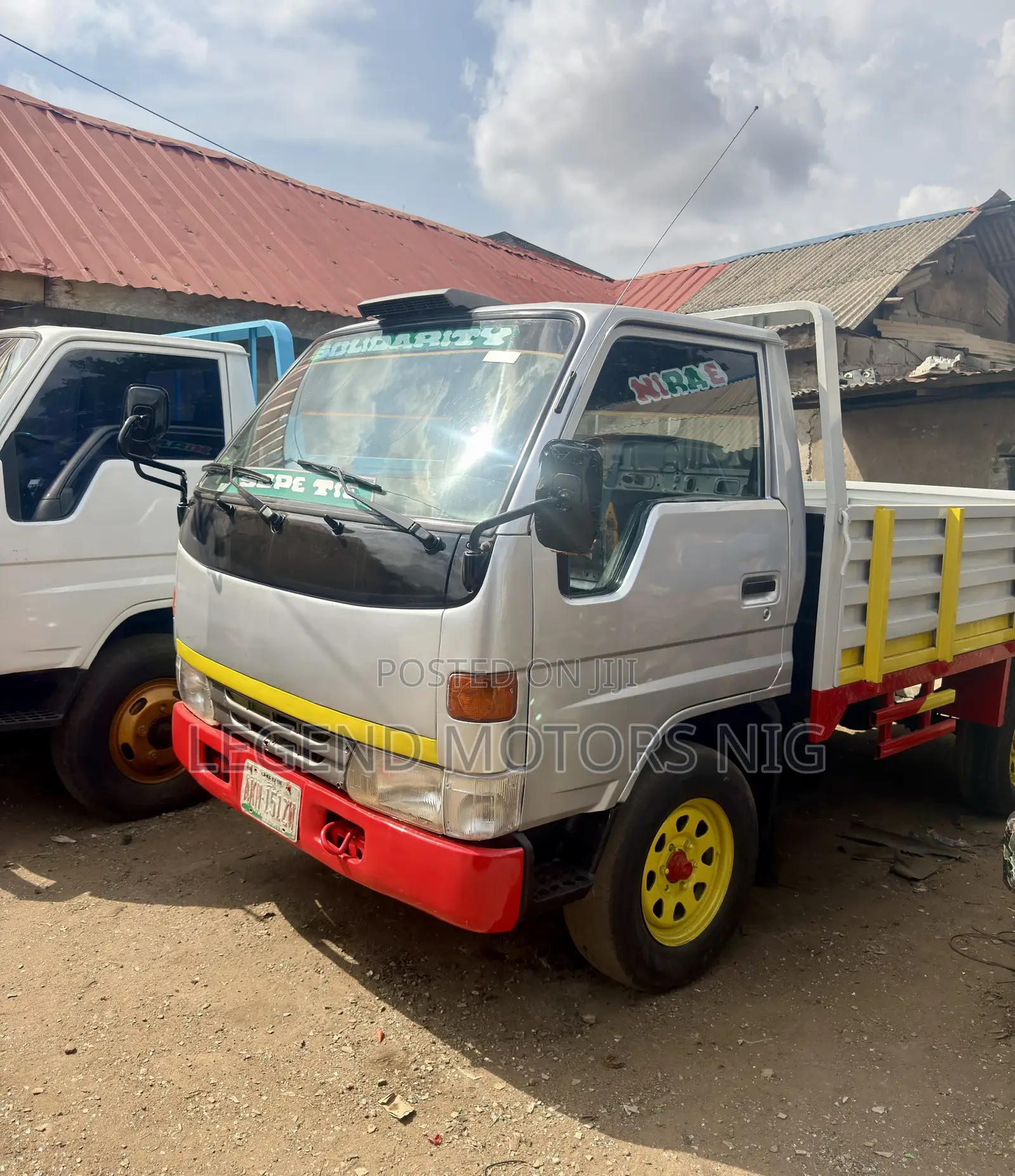 Toyota Dyna 150 2000 Silver