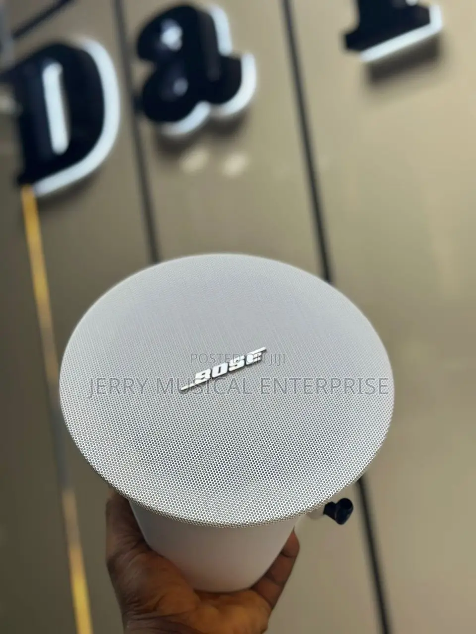 Original Bose Ceiling Speakers With Good Production