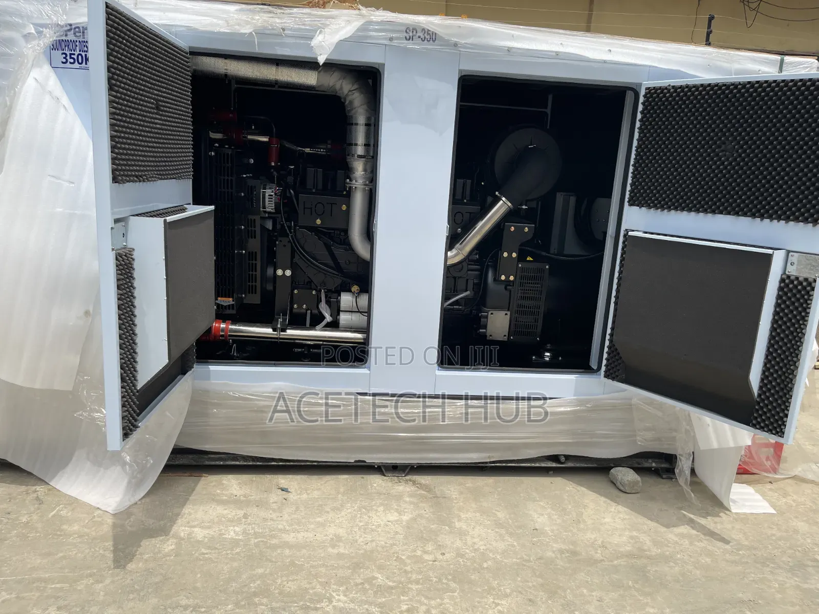 Perkins 250kva Diesel Engine 3-Phase,6-Cylinder, Soundproof Generator