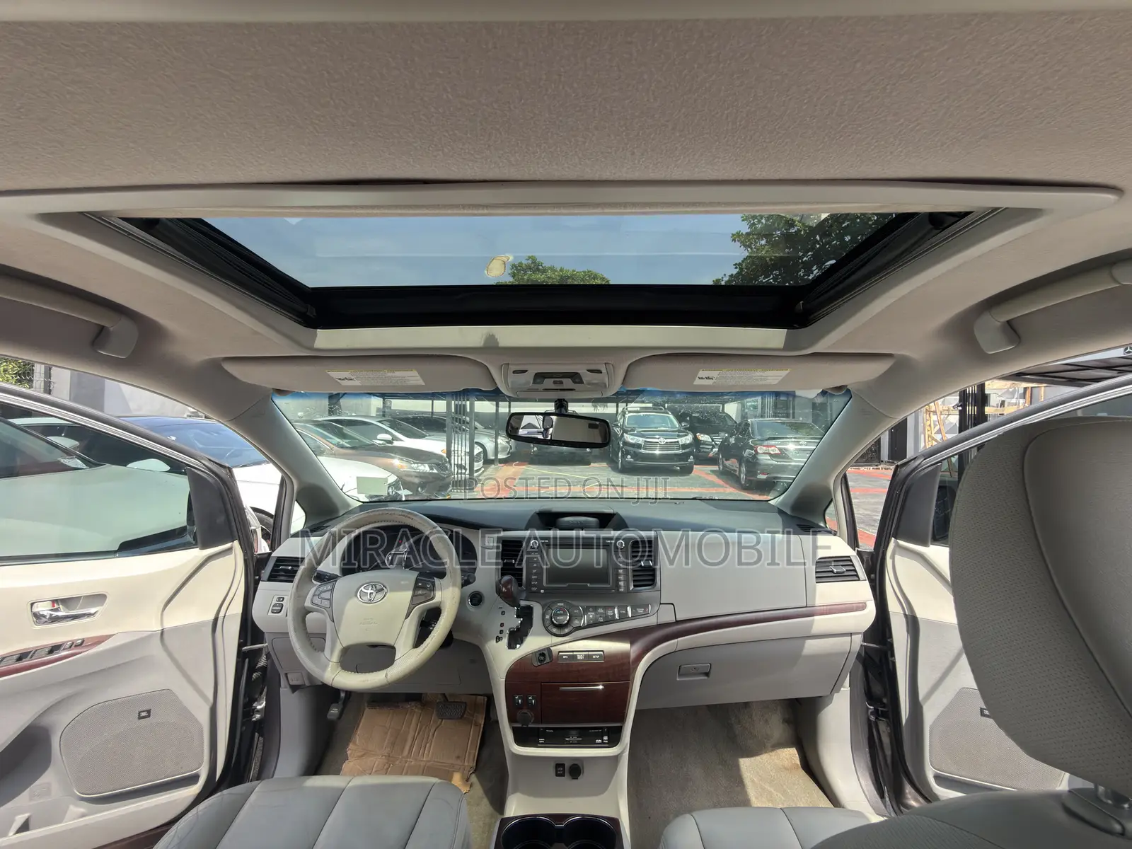 Toyota Sienna Limited 7 Passenger 2011 Gray