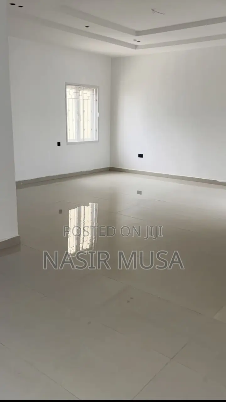 6bdrm Duplex in Guzape District for sale