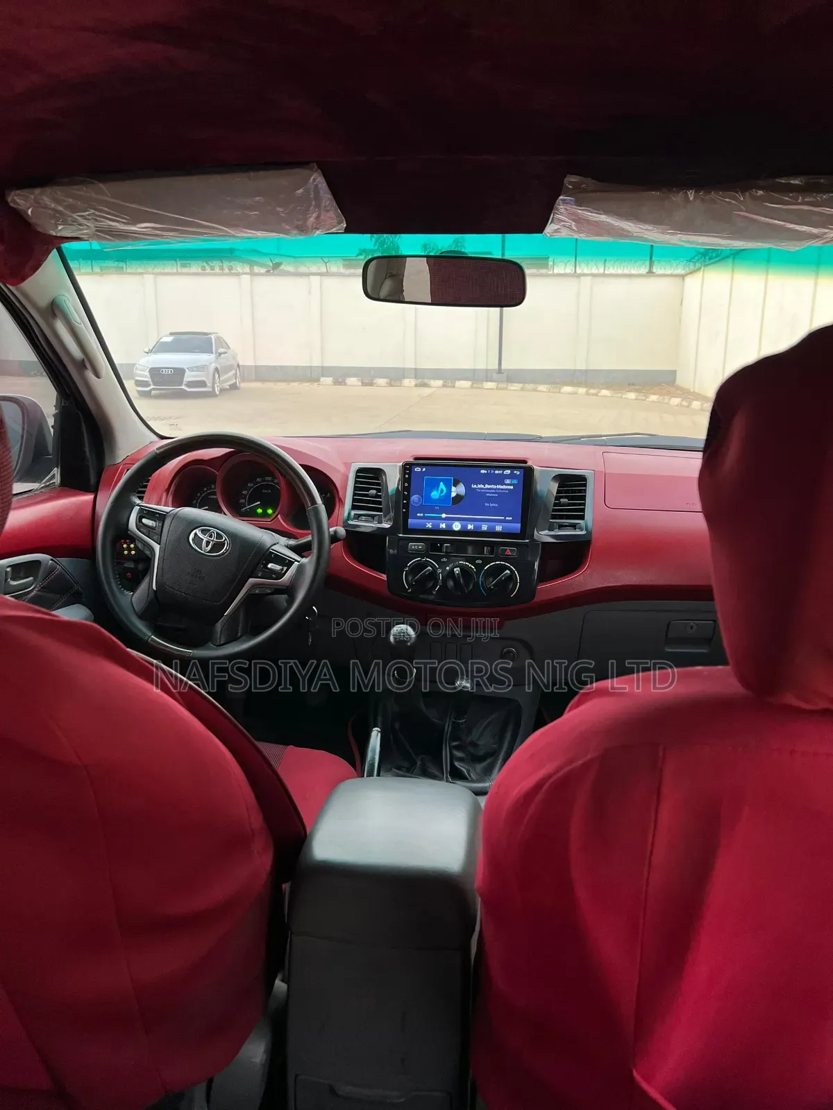 Toyota Hilux 2015 White