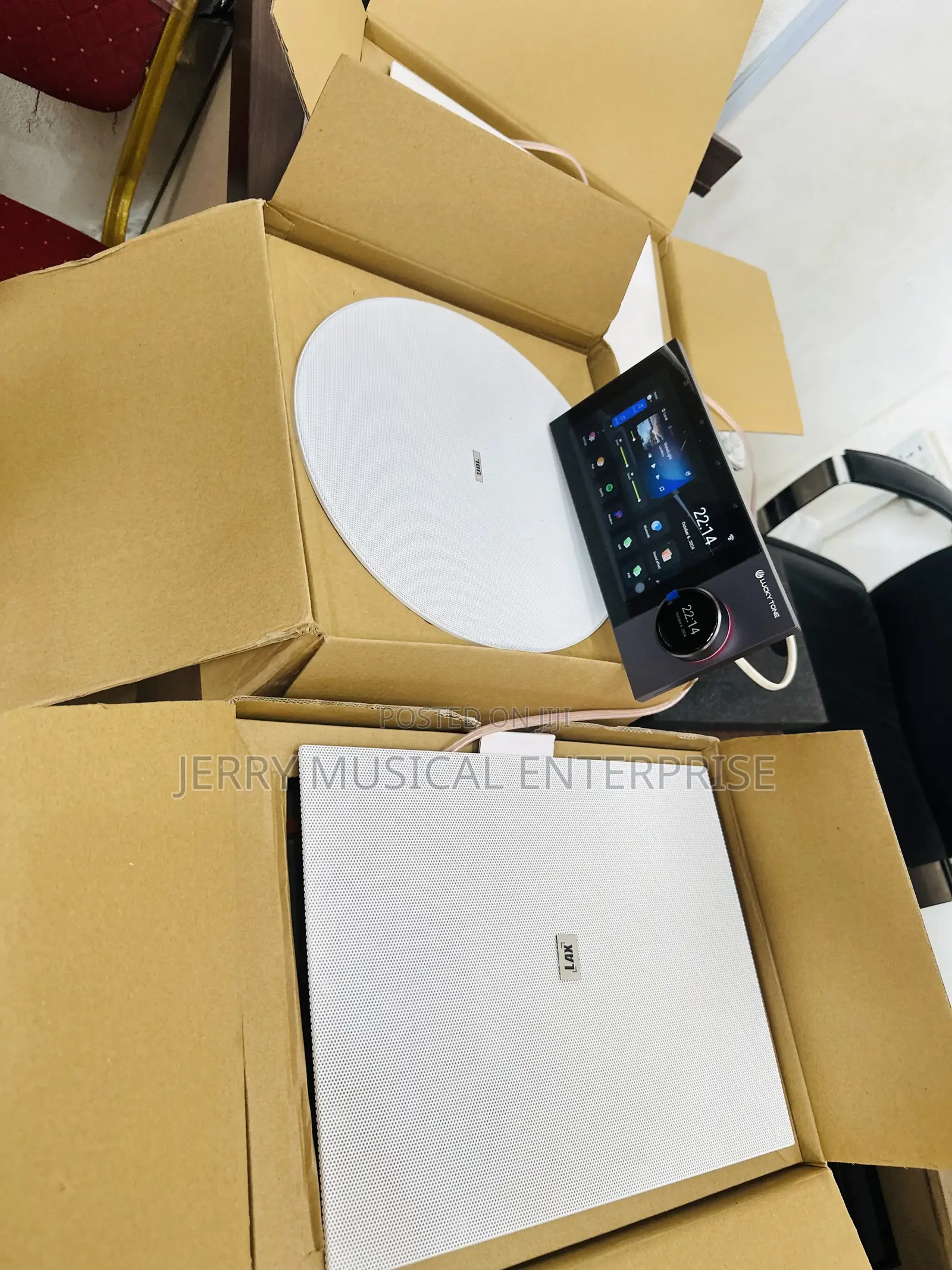 In Wall Speakers for Cinema With Wall Amplifer Smart