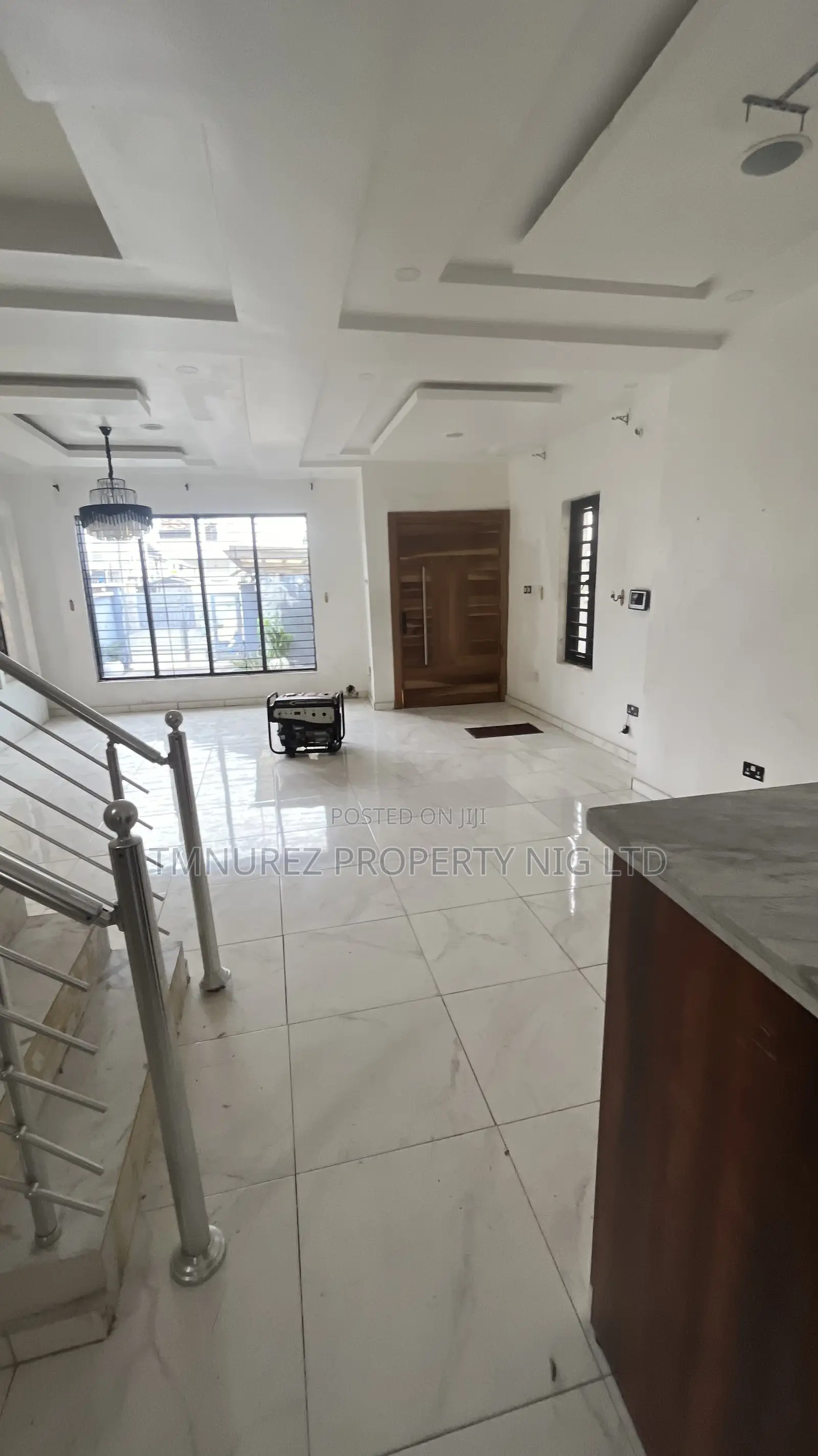 5bdrm Duplex in Ikota for rent