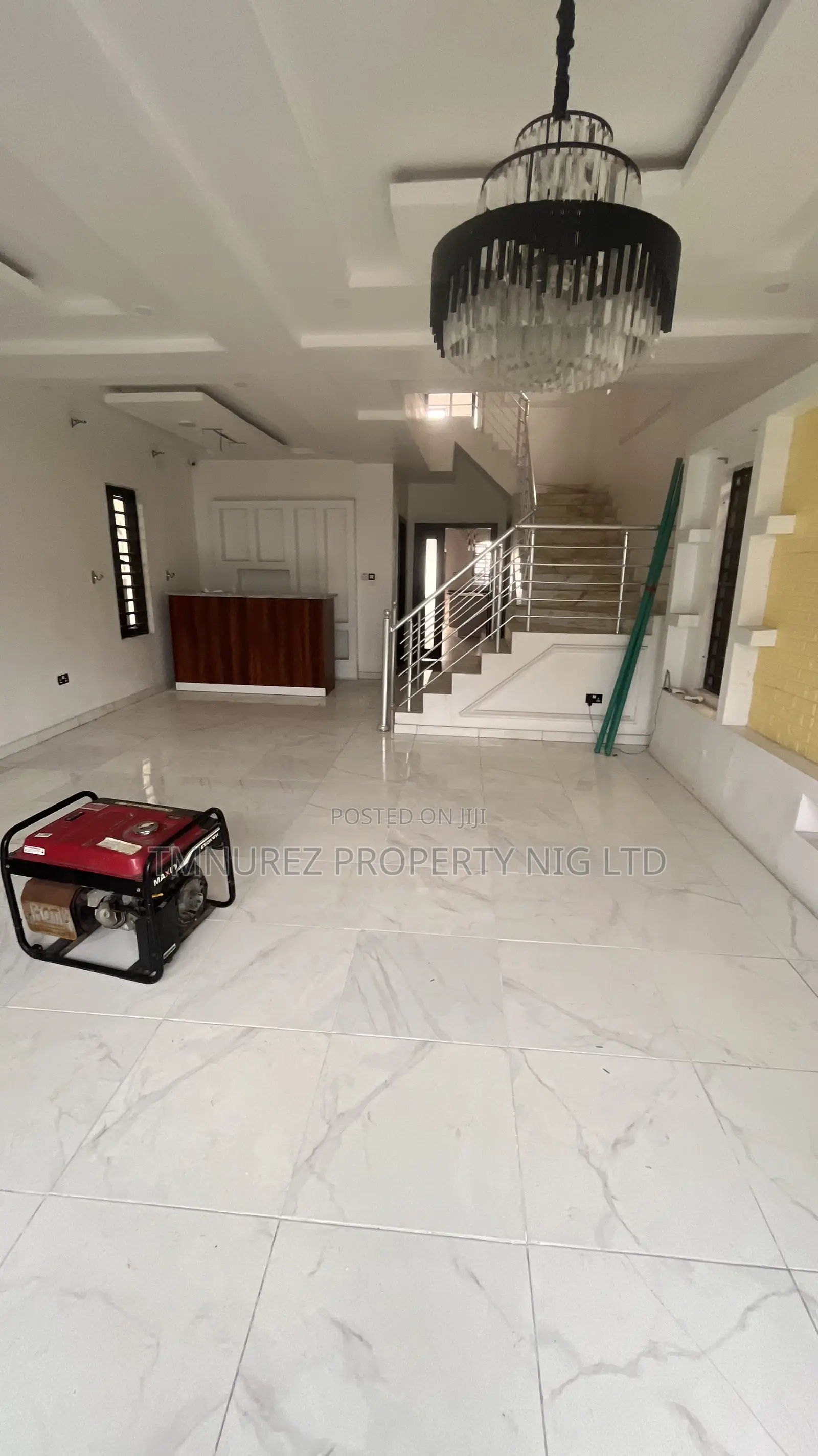 5bdrm Duplex in Ikota for rent