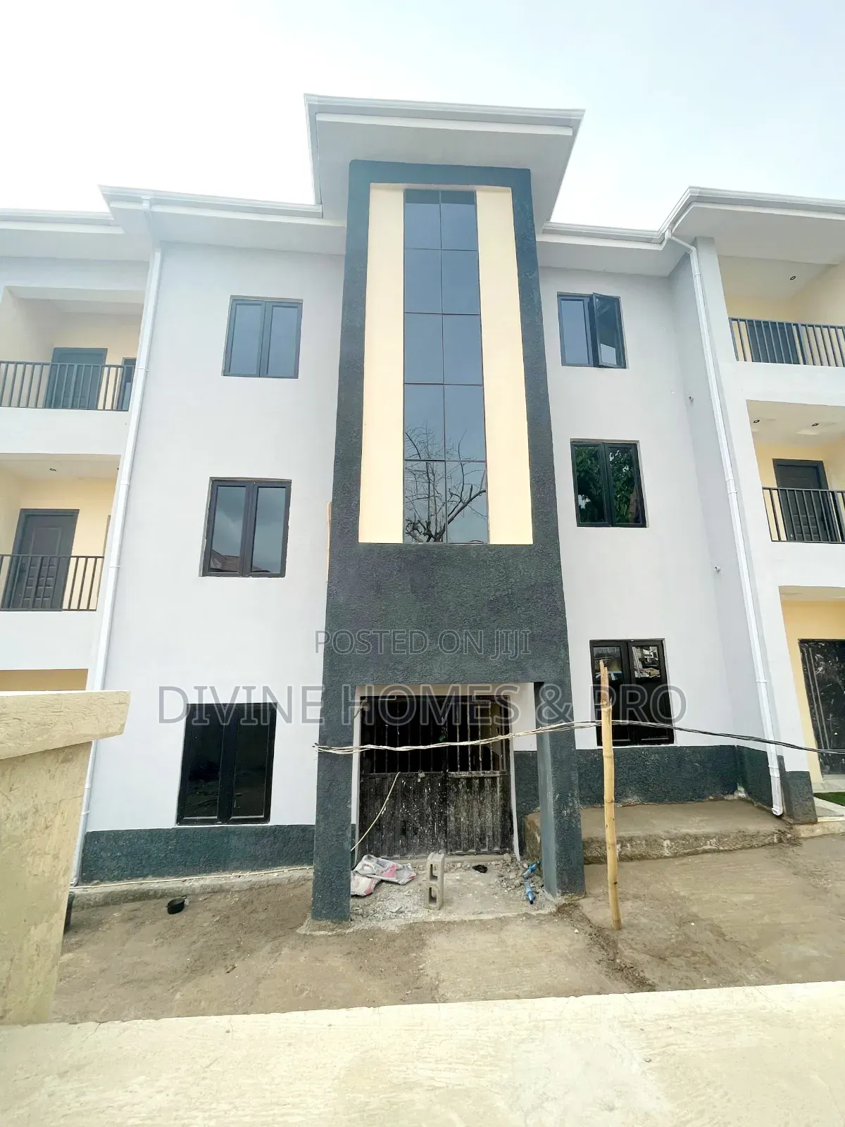 2bdrm Block of Flats in Zone 6 / Wuse for rent